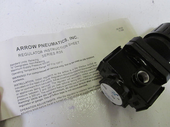 ARROW PNEUMATICS 9008 PRESSURE REGULATOR W/ GAUGE R352 *NEW IN BOX*