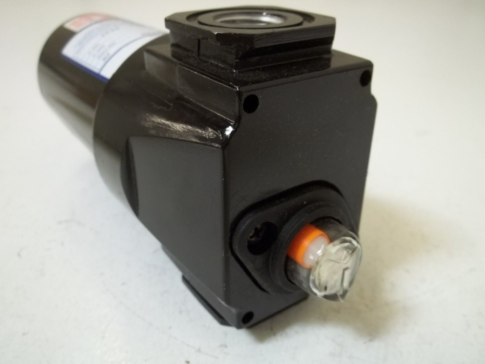 ARROW PNEUMATICS F474W MIDFLOW OIL REMOVING FILTER 1/2" *NEW IN BOX*