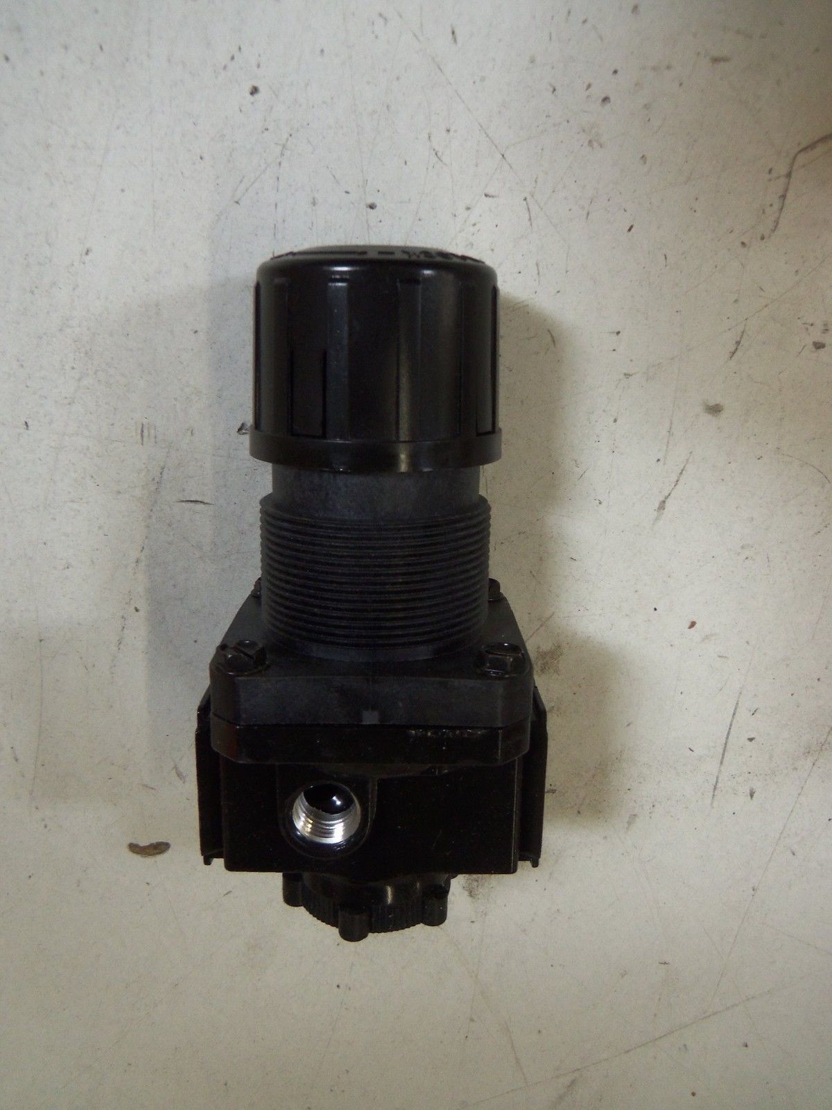 ARROW PNEUMATICS R352 125 *NEW NO BOX*