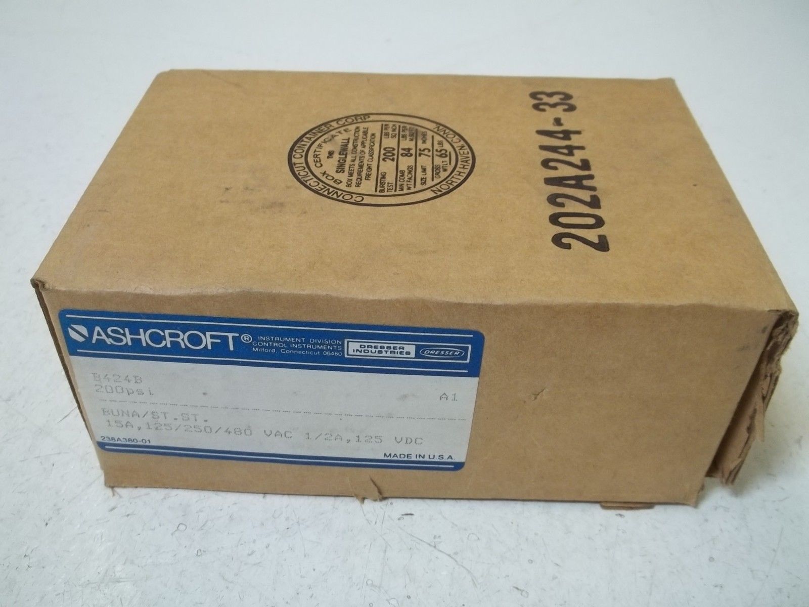 ASCHROFT B424B 200PSI *NEW IN BOX*