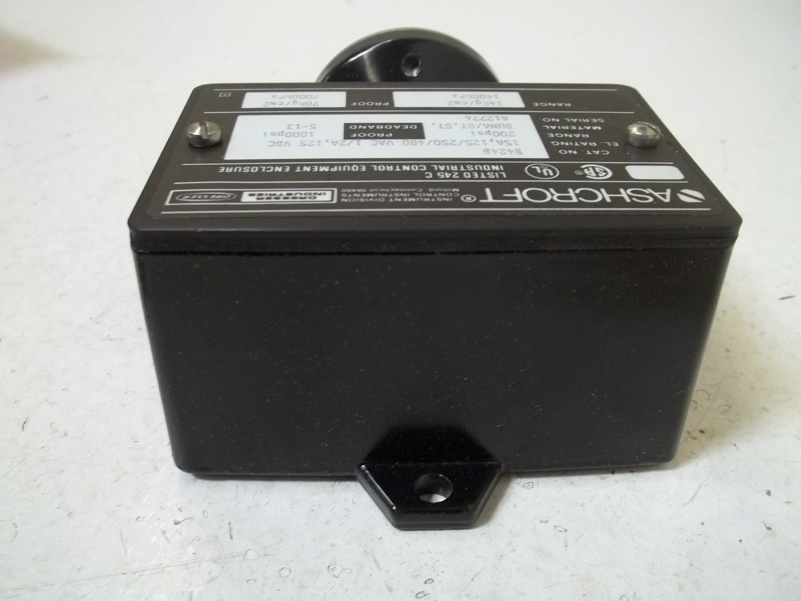 ASCHROFT B424B 200PSI *NEW IN BOX*