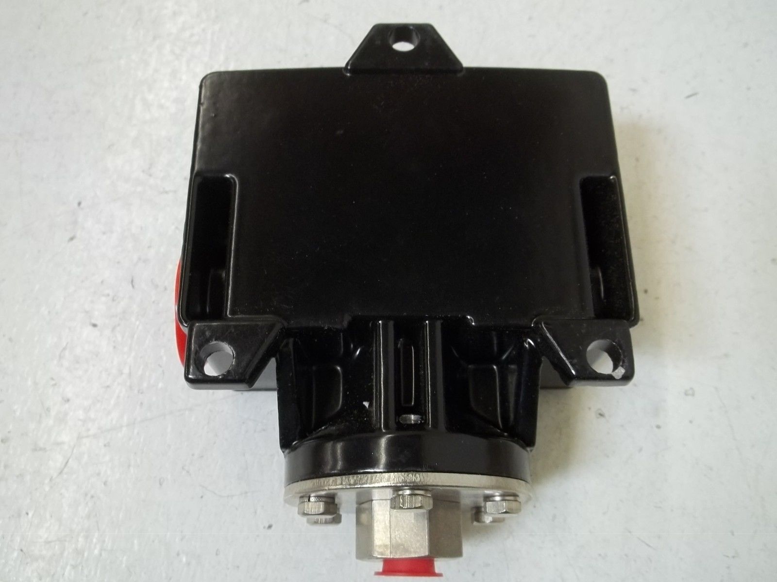 ASCHROFT B424B 200PSI *NEW IN BOX*