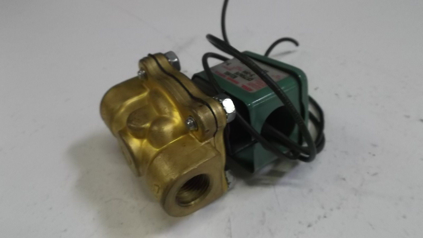 ASCO SOLENOID VALVE 8210D1 *USED*