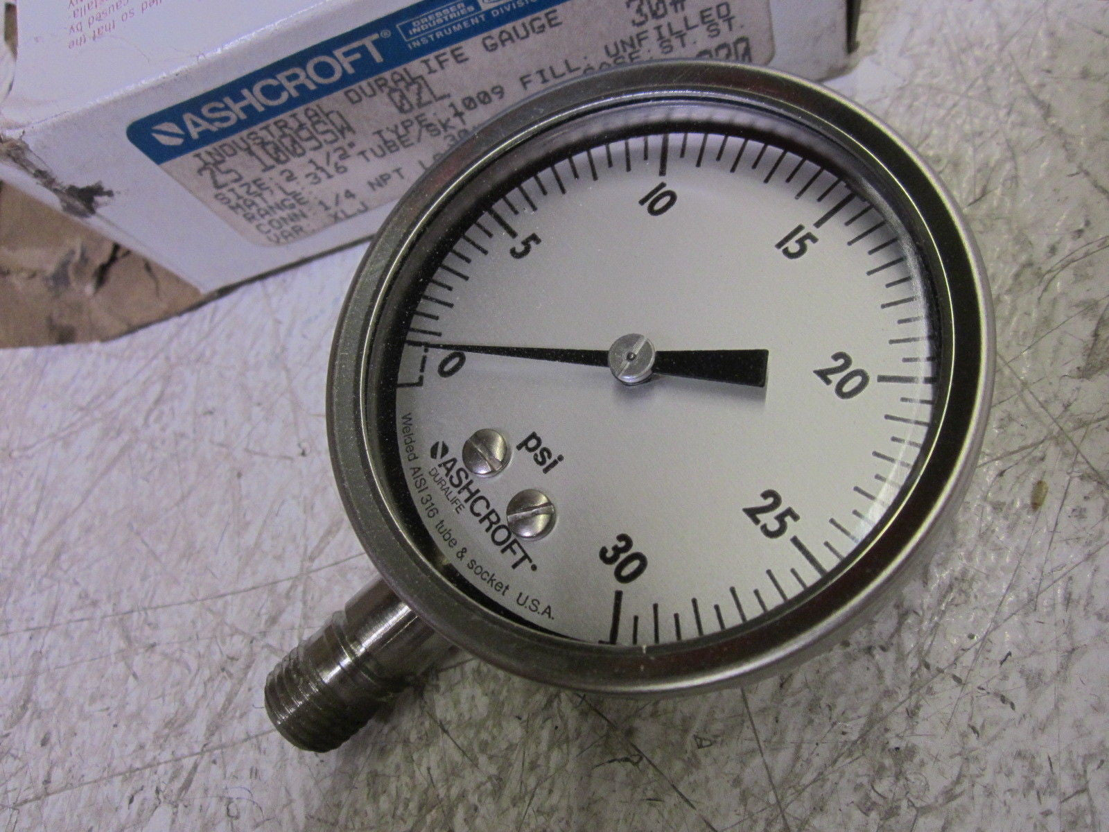 ASHCROFT 251009SW02L-30# PRESSURE GAUGE 0-30 PSI *NEW IN BOX*