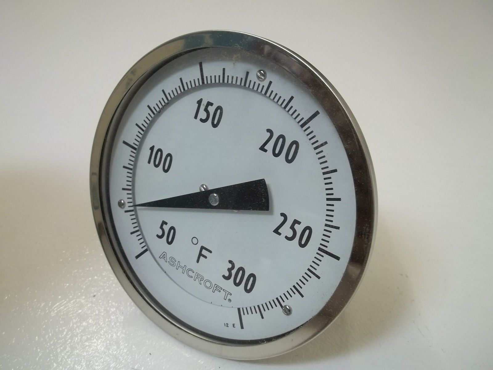 ASHCROFT 50EI60E025-50/300F BIMETAL THERMOMETER 2-1/2" STEM *NEW IN BOX*