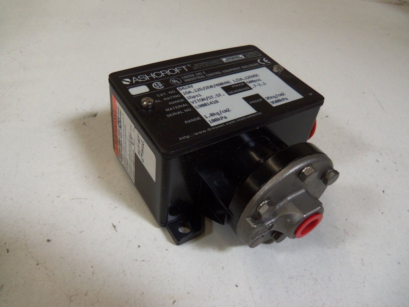 ASHCROFT B424V PRESSURE SWITCH 15 PSI *NEW IN BOX*