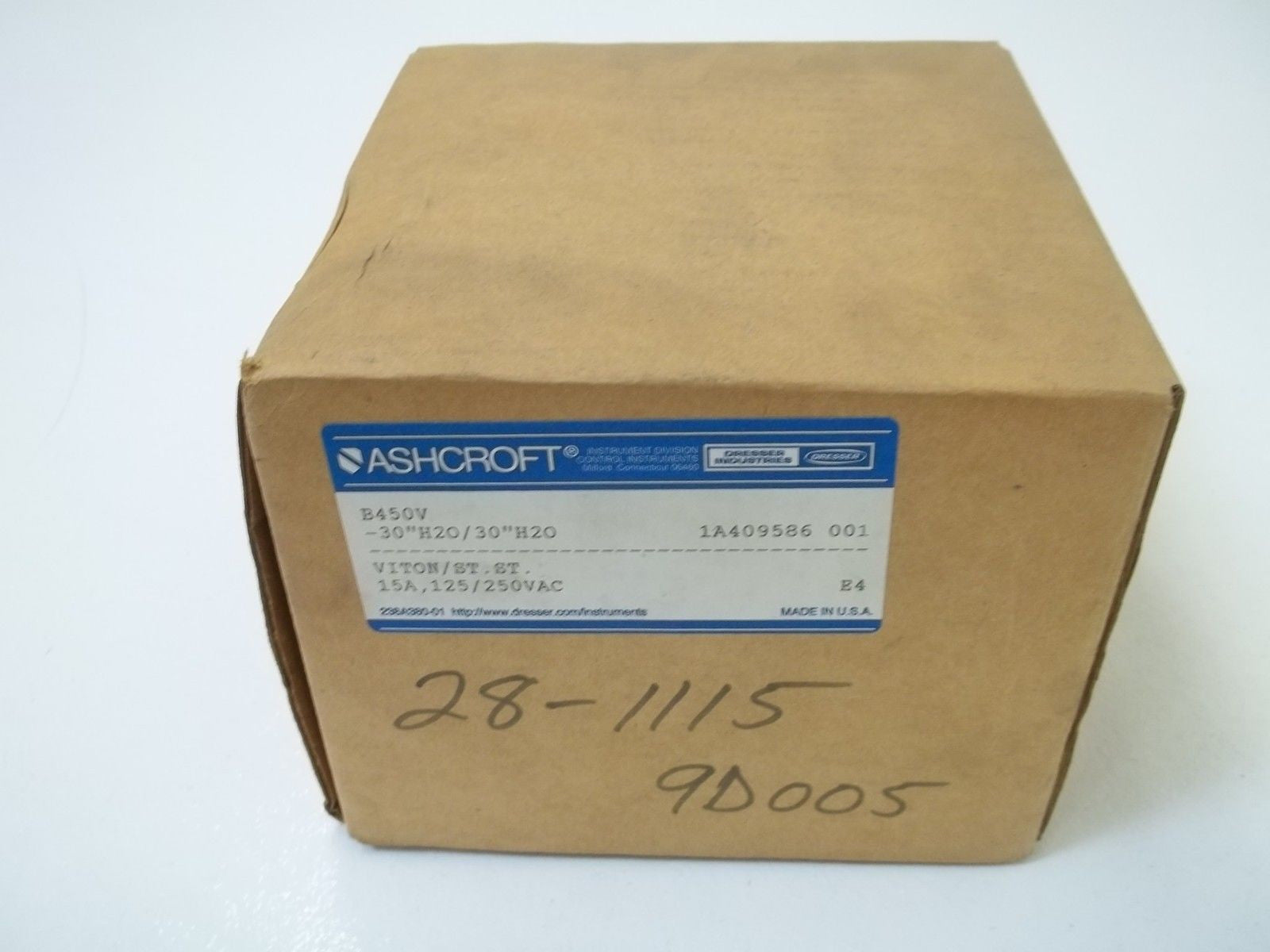 ASHCROFT B450V PRESSURE SWITCH -30"H20/30"H20 *NEW IN BOX*