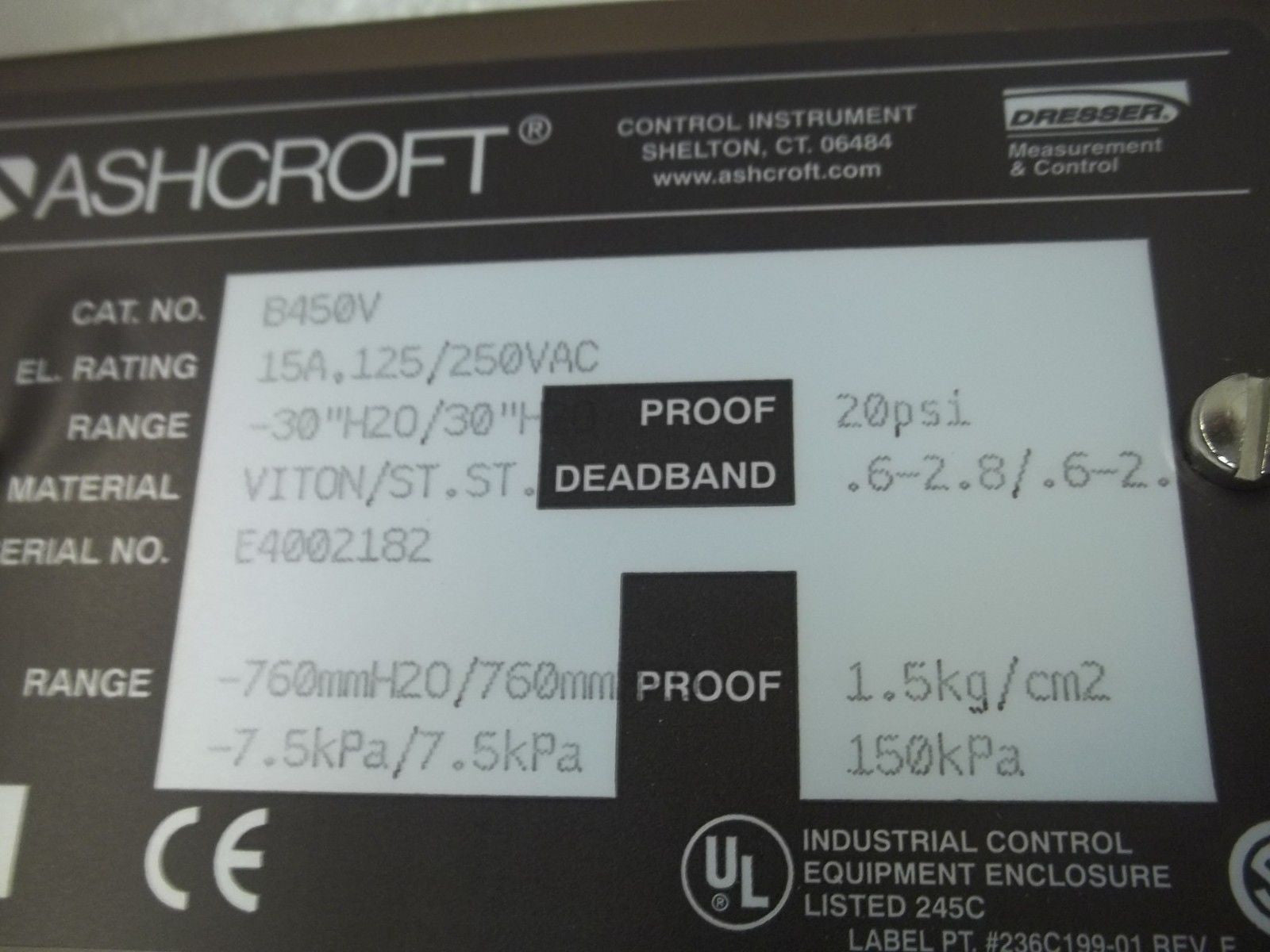 ASHCROFT B450V PRESSURE SWITCH -30"H20/30"H20 *NEW IN BOX*