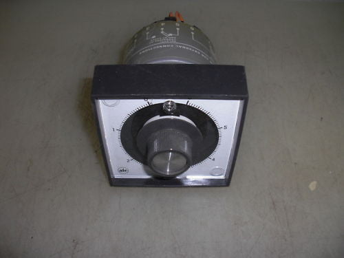 ATC 305E-101-A-10-XX TIMER 0-6 SEC *NEW NO BOX*