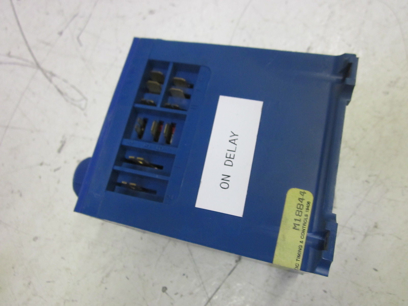 ATC 322B-005-A-12-CS TIMER 120V *NEW NO BOX*