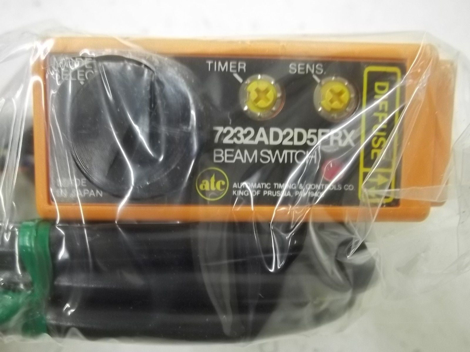 ATC 7232AD2D5FRX DIFFUSE SCANNER *NEW IN BOX*