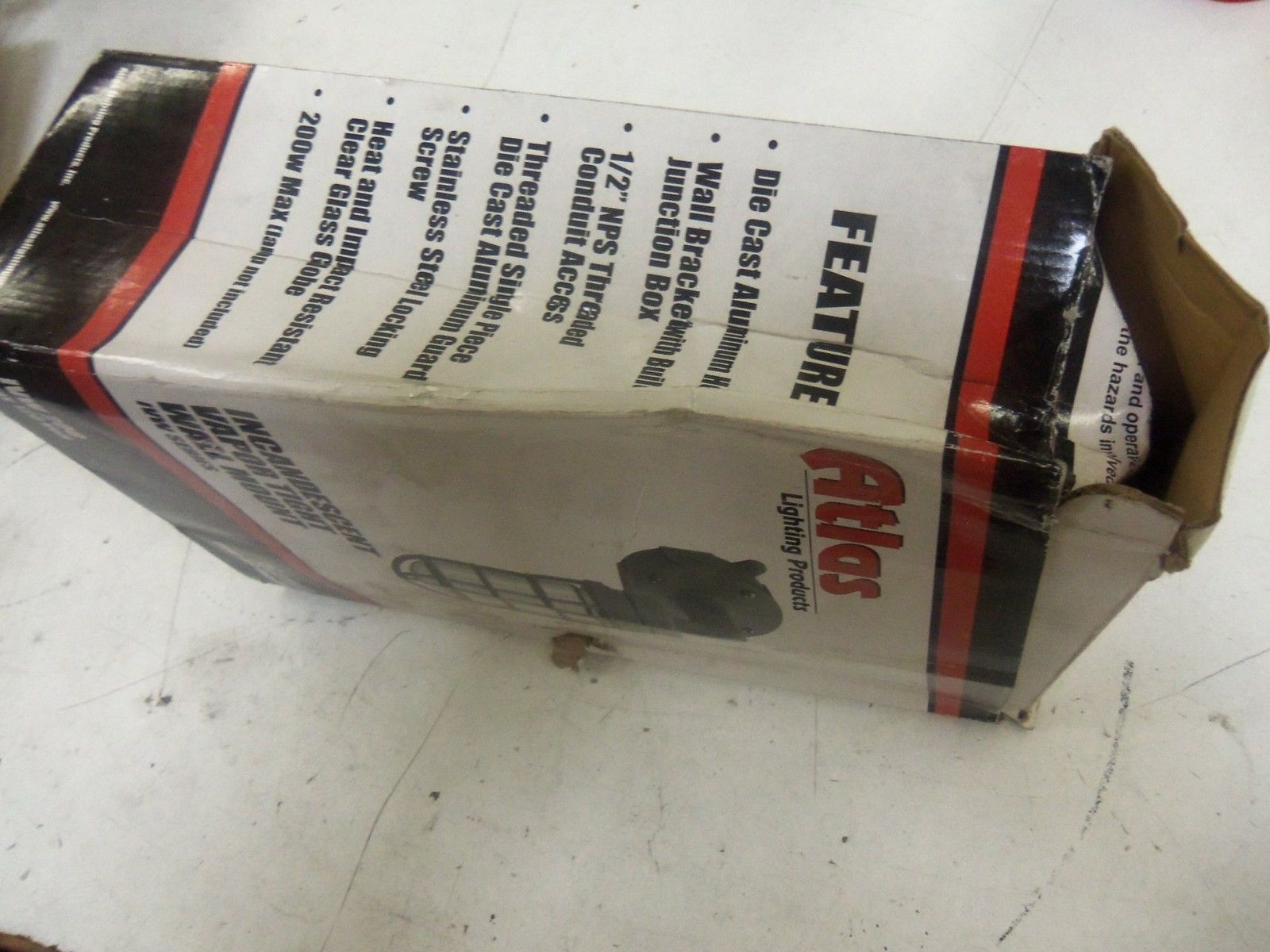 ATLAS IVW200 VAPORPROOF LIGHT *NEW IN BOX*