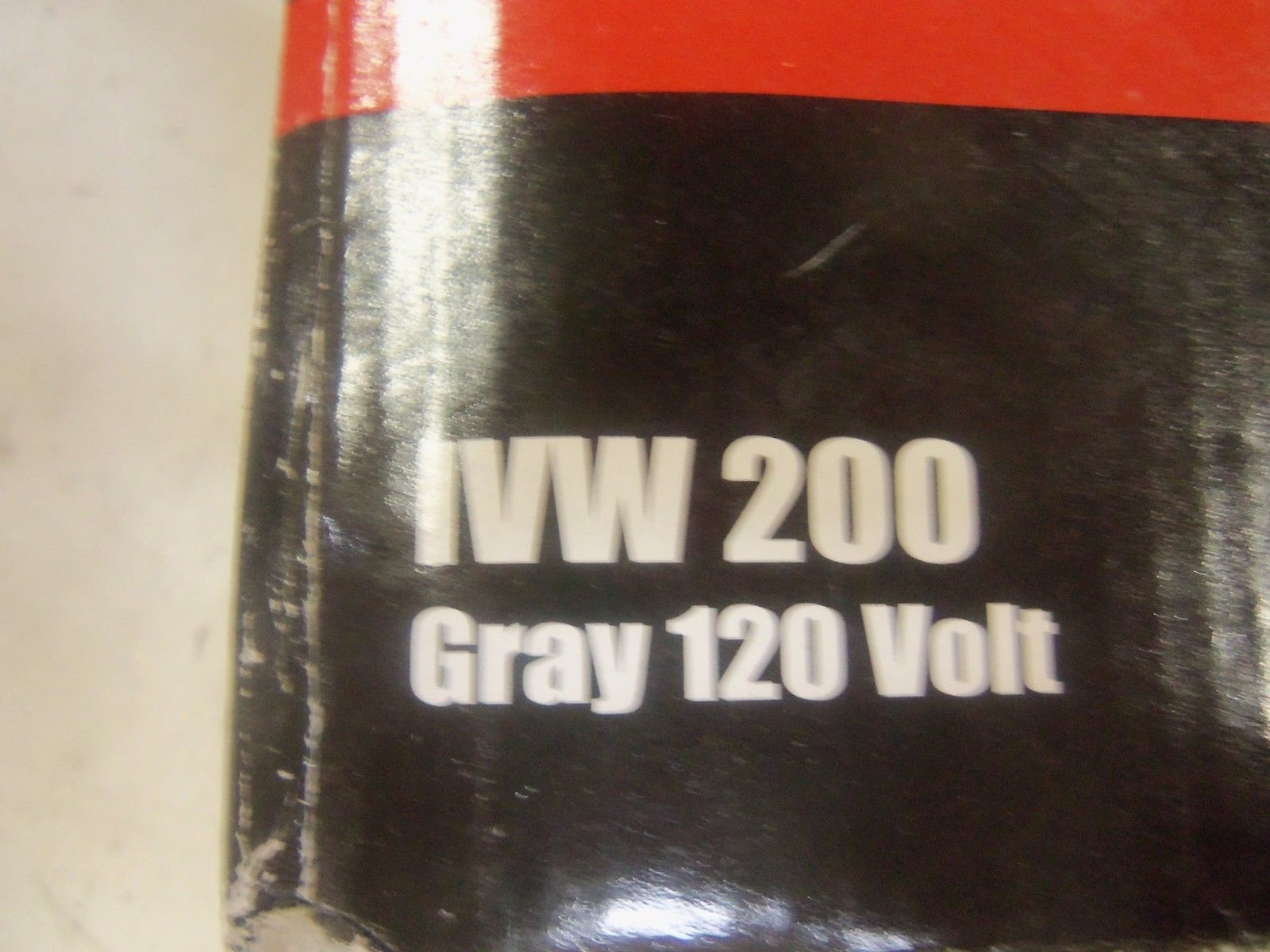 ATLAS IVW200 VAPORPROOF LIGHT *NEW IN BOX*