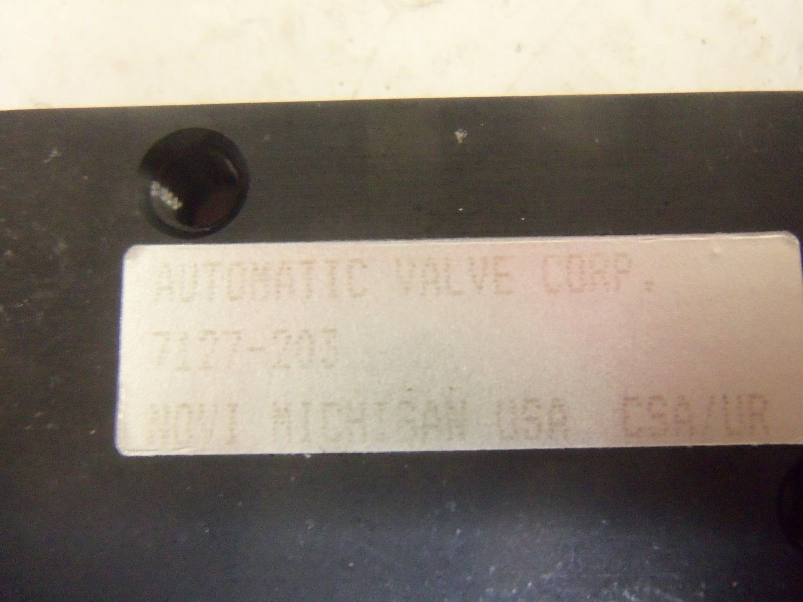 AUTOMATIC VALVE 7127-203 *NEW NO BOX*