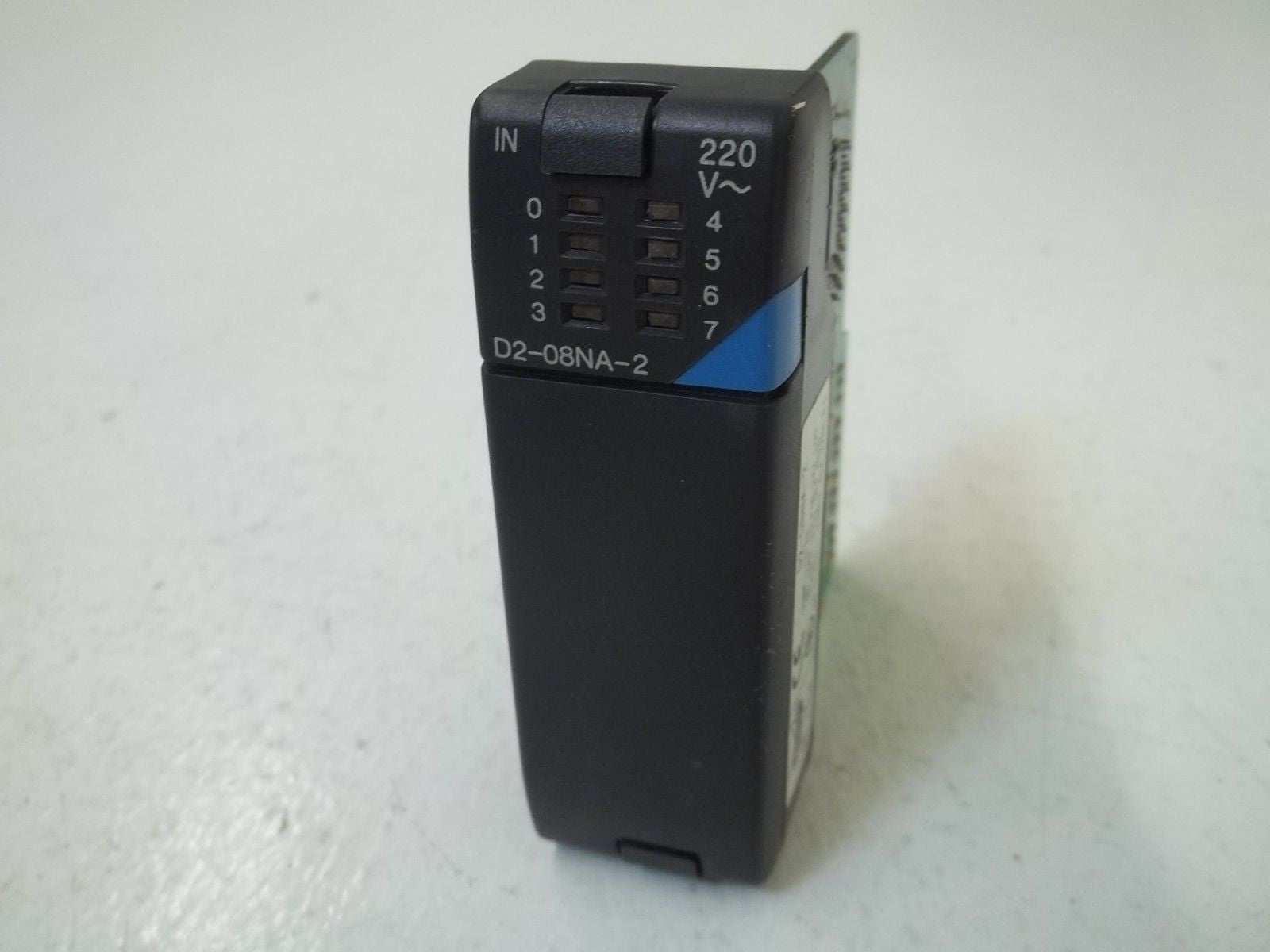 AUTOMATION DIRECT D2-08NA-2 INPUT MODULE *NEW IN BOX*