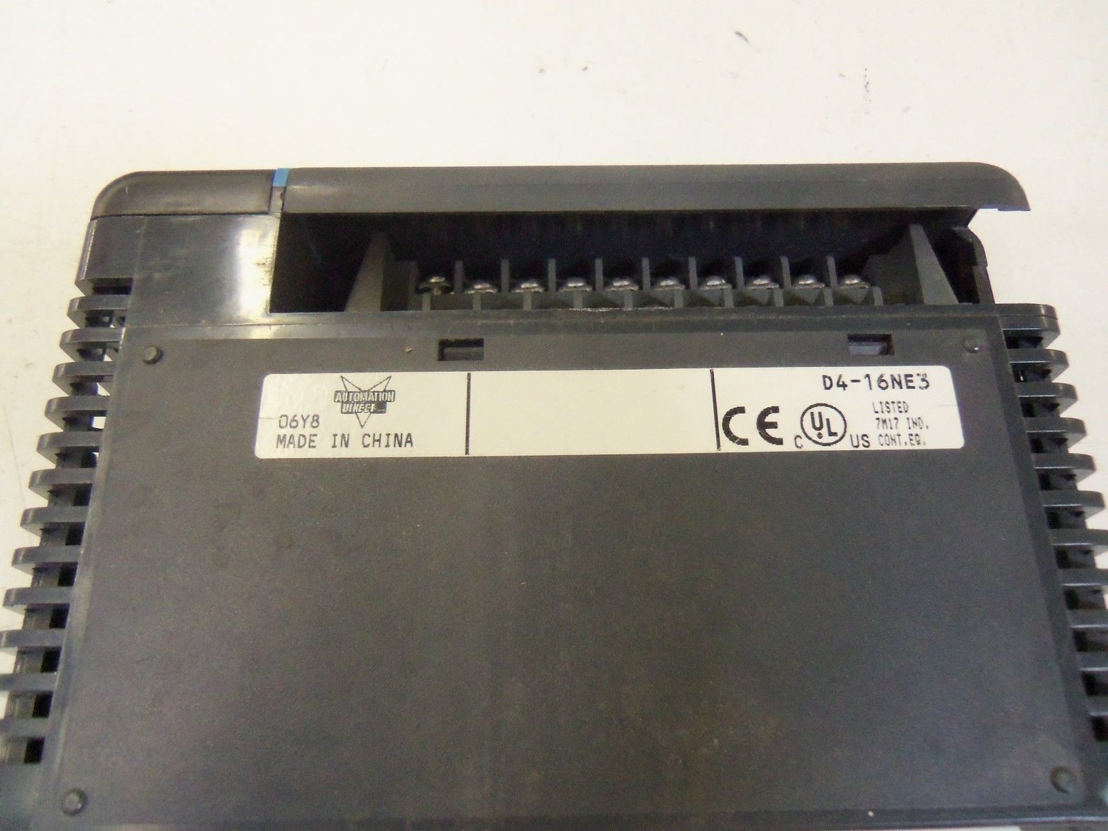 AUTOMATION DIRECT D4-16NE3 *USED*