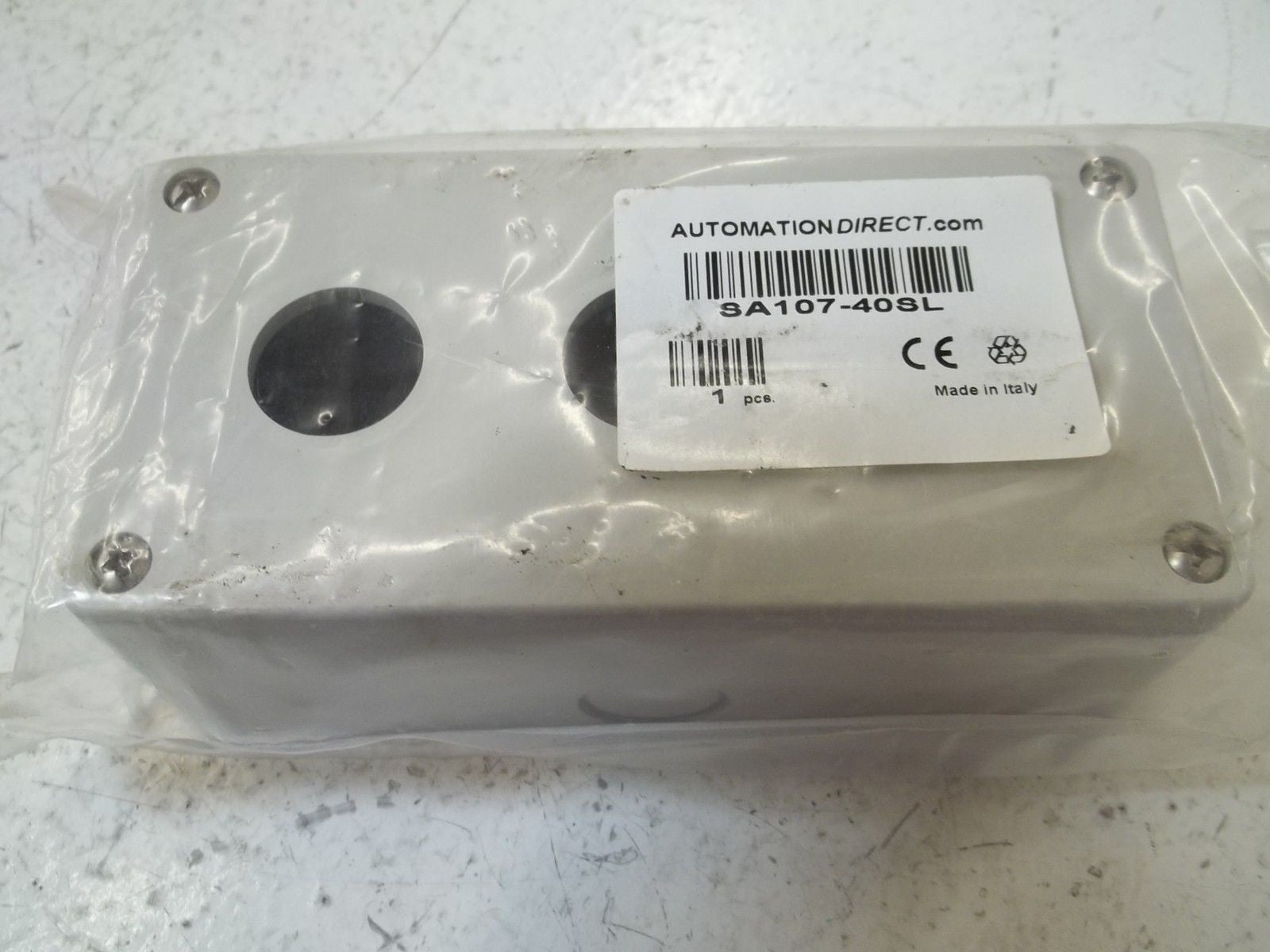 AUTOMATION DIRECT SA107-40SL 3-HOLE ENCLOSURE *NEW IN FACTORY BAG*
