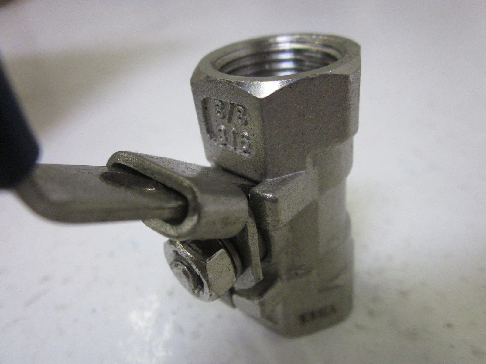 AVCO Y311 3/8 *NEW NO BOX*