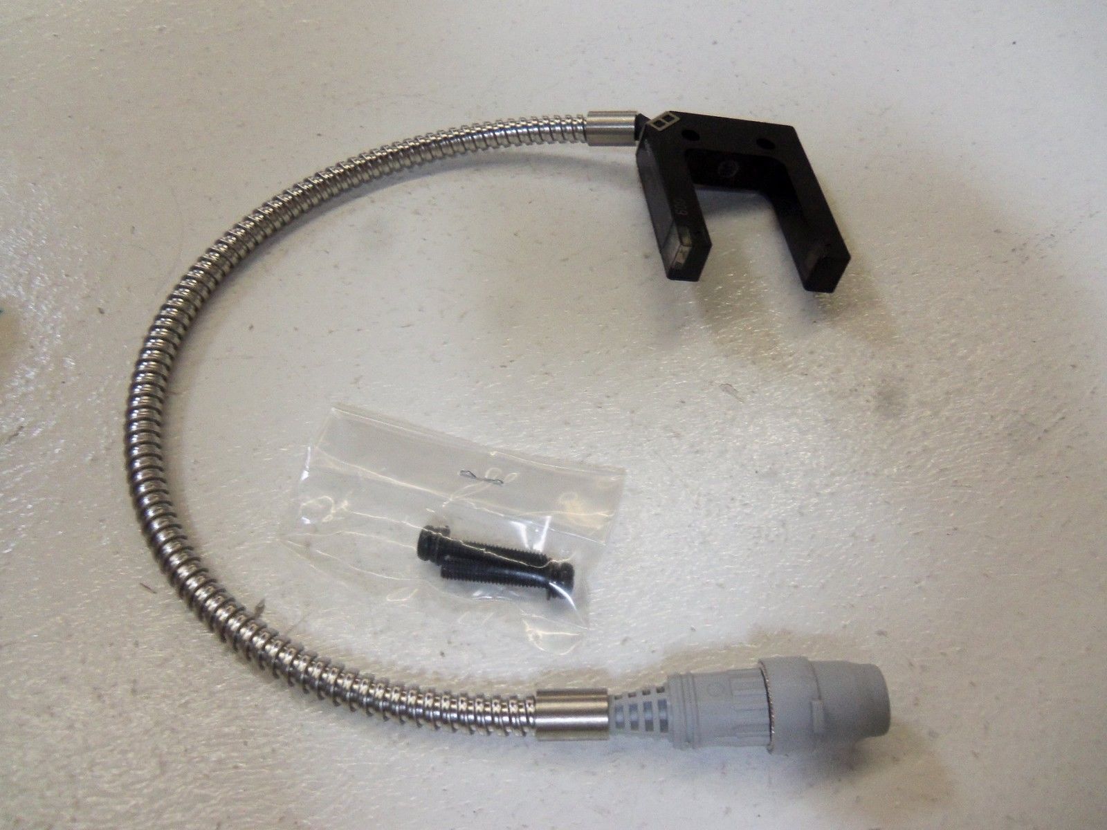 AZBIL SENSOR HPV-S12-009 *NEW IN BOX*