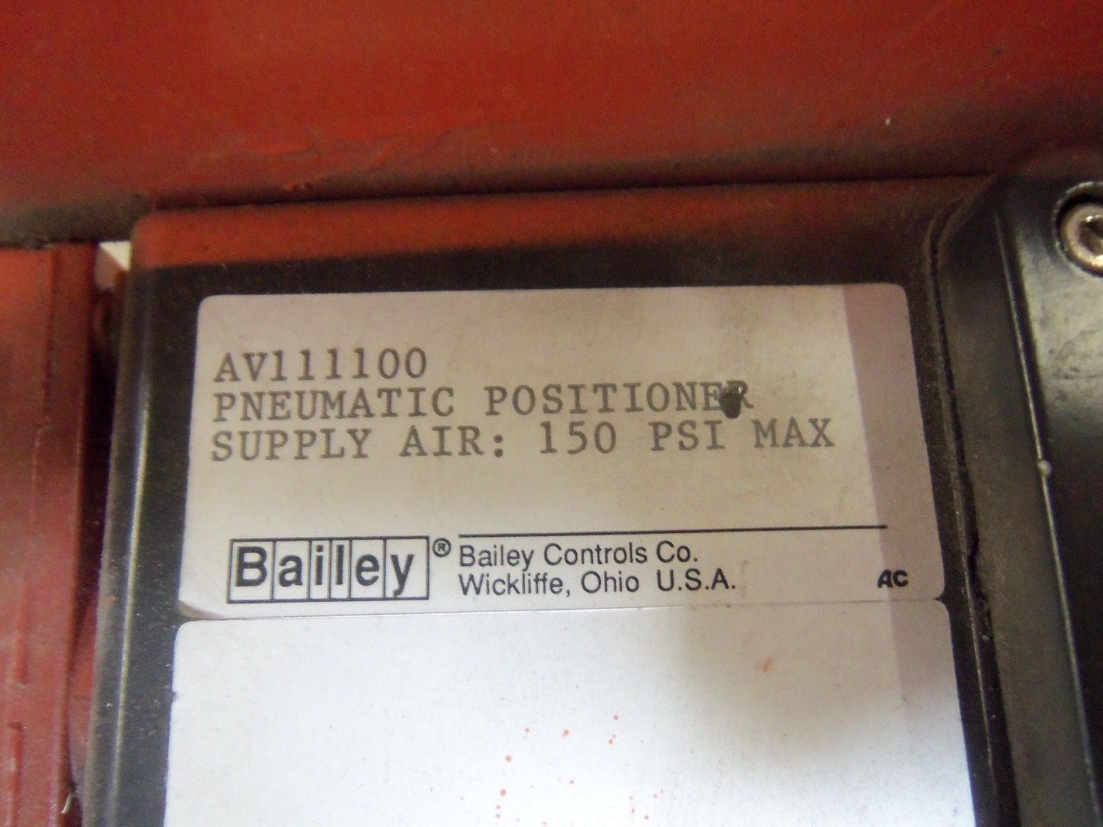 BAILEY AV111100 PNEUMATIC POSITIONER *USED*