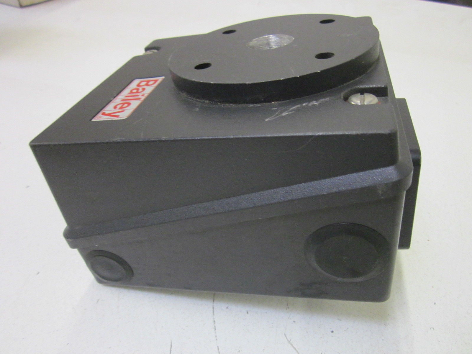 BAILEY AV112001 *USED*