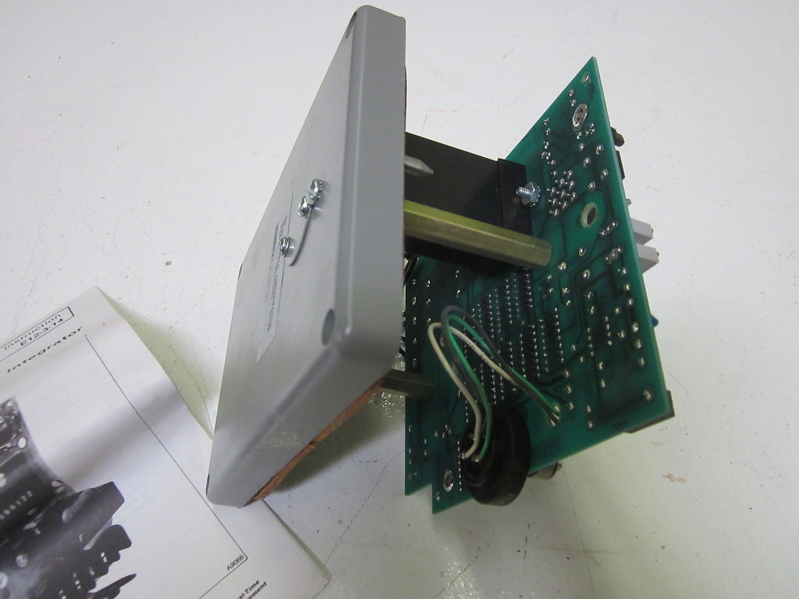 BAILEY SD ELECTRONIC INTEGRATOR 120VAC *USED*