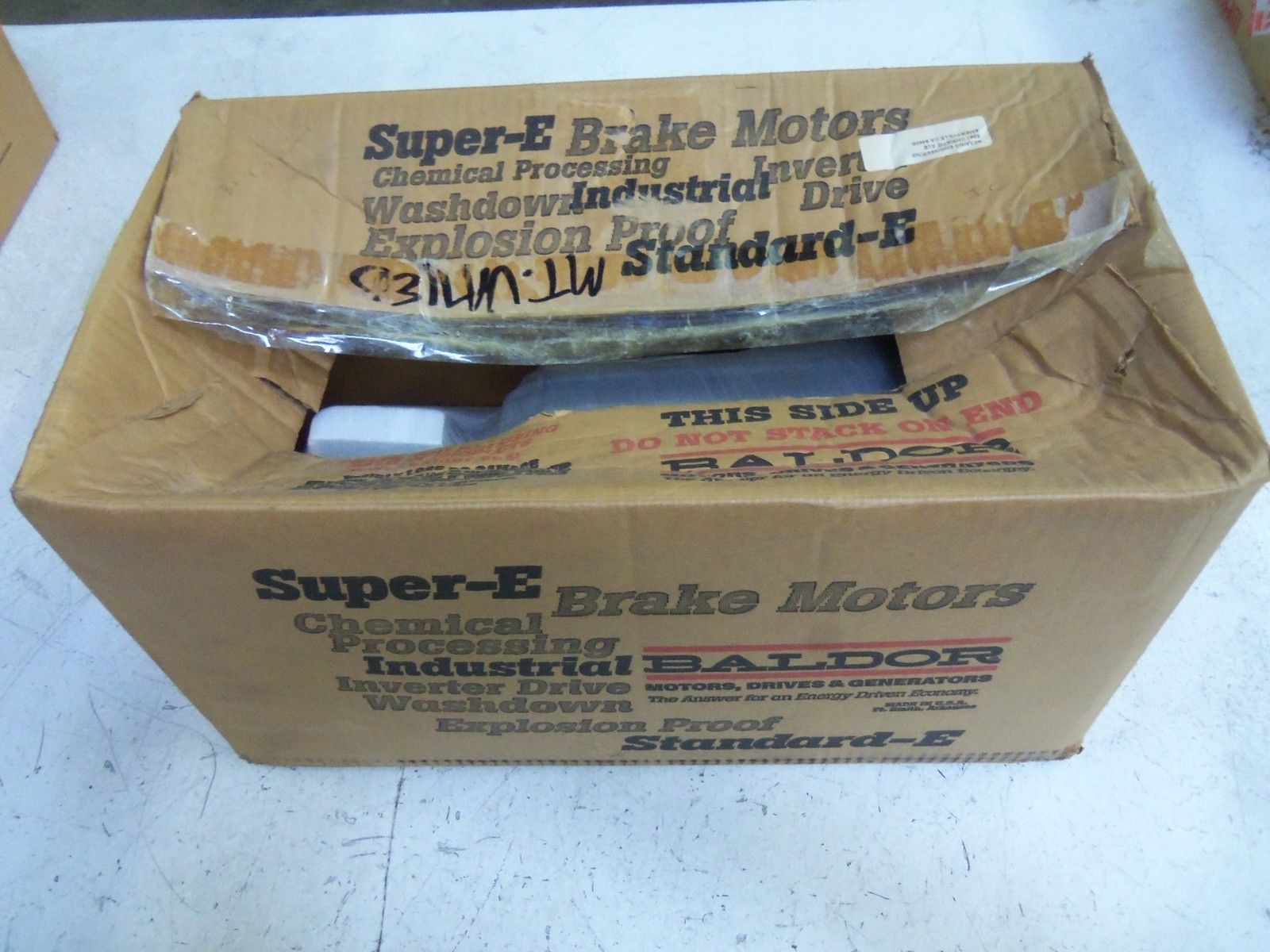 BALDOR JPM3218T MOTOR *NEW IN BOX*