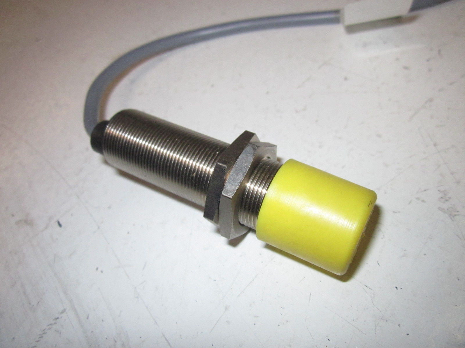 BALLUFF B0S 18M-NS-1XB-E4-C *NEW NO BOX*