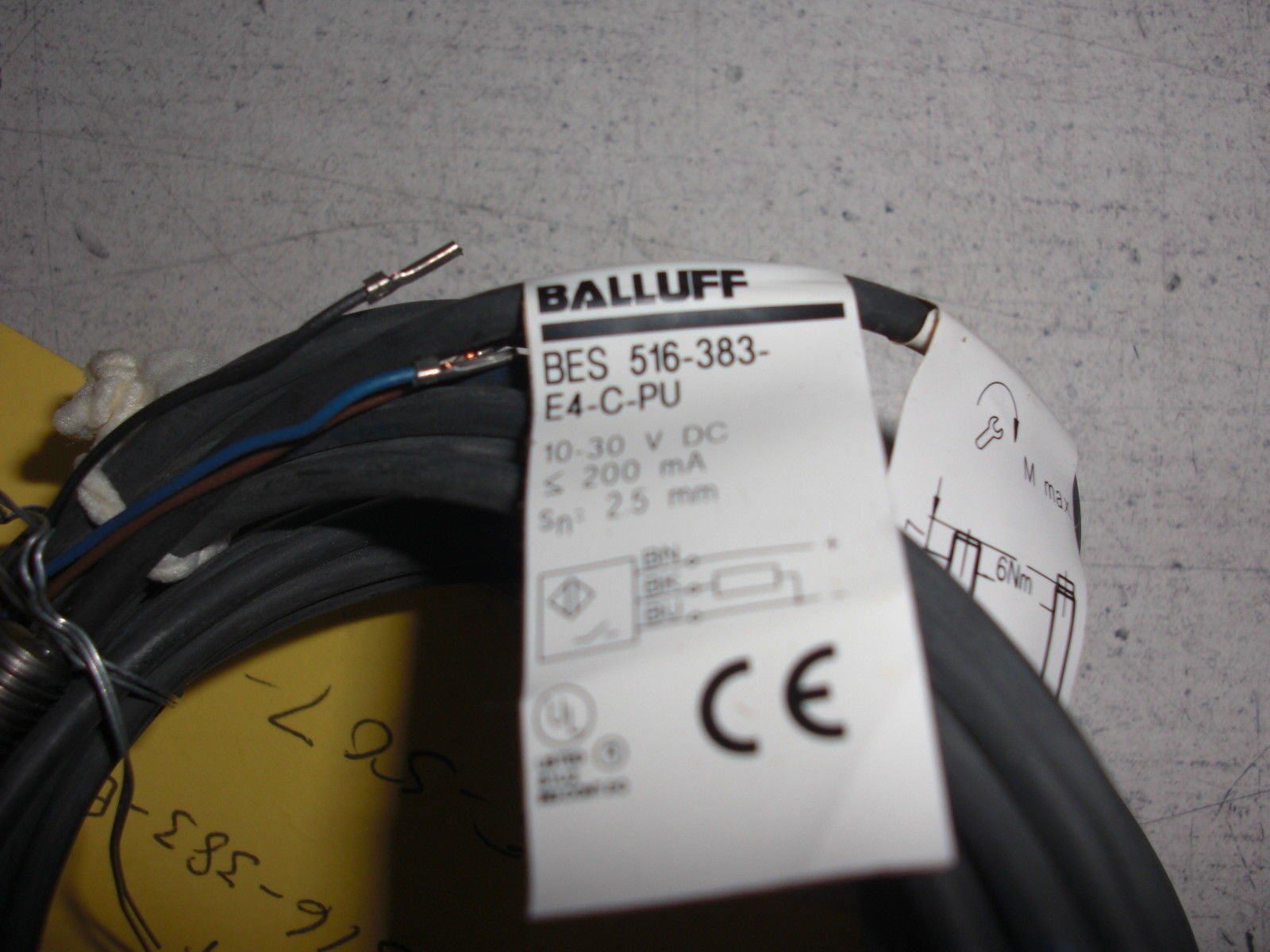BALLUFF BES-516-383-E4-C-PU *USED*
