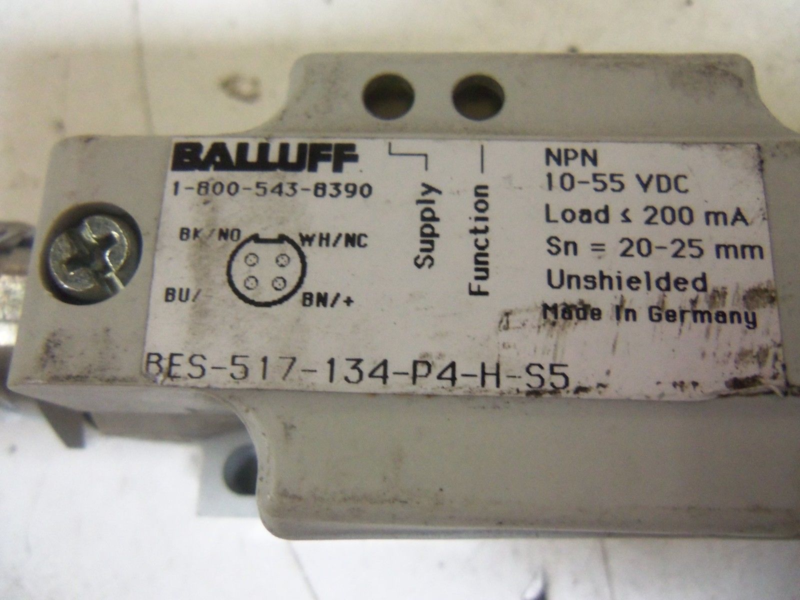 BALLUFF BES-517-134-P4-H-S5 PROXIMITY SWITCH SENSOR *NEW NO BOX*