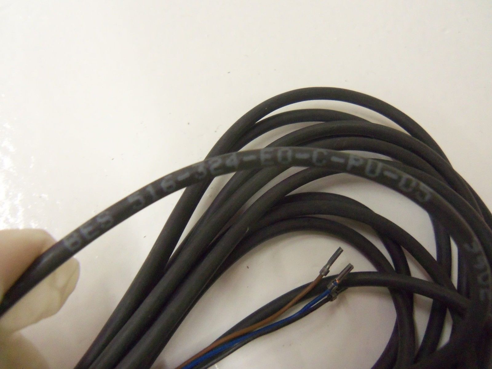 BALLUFF BES 516-324-E0-C-PU-05   *USED*