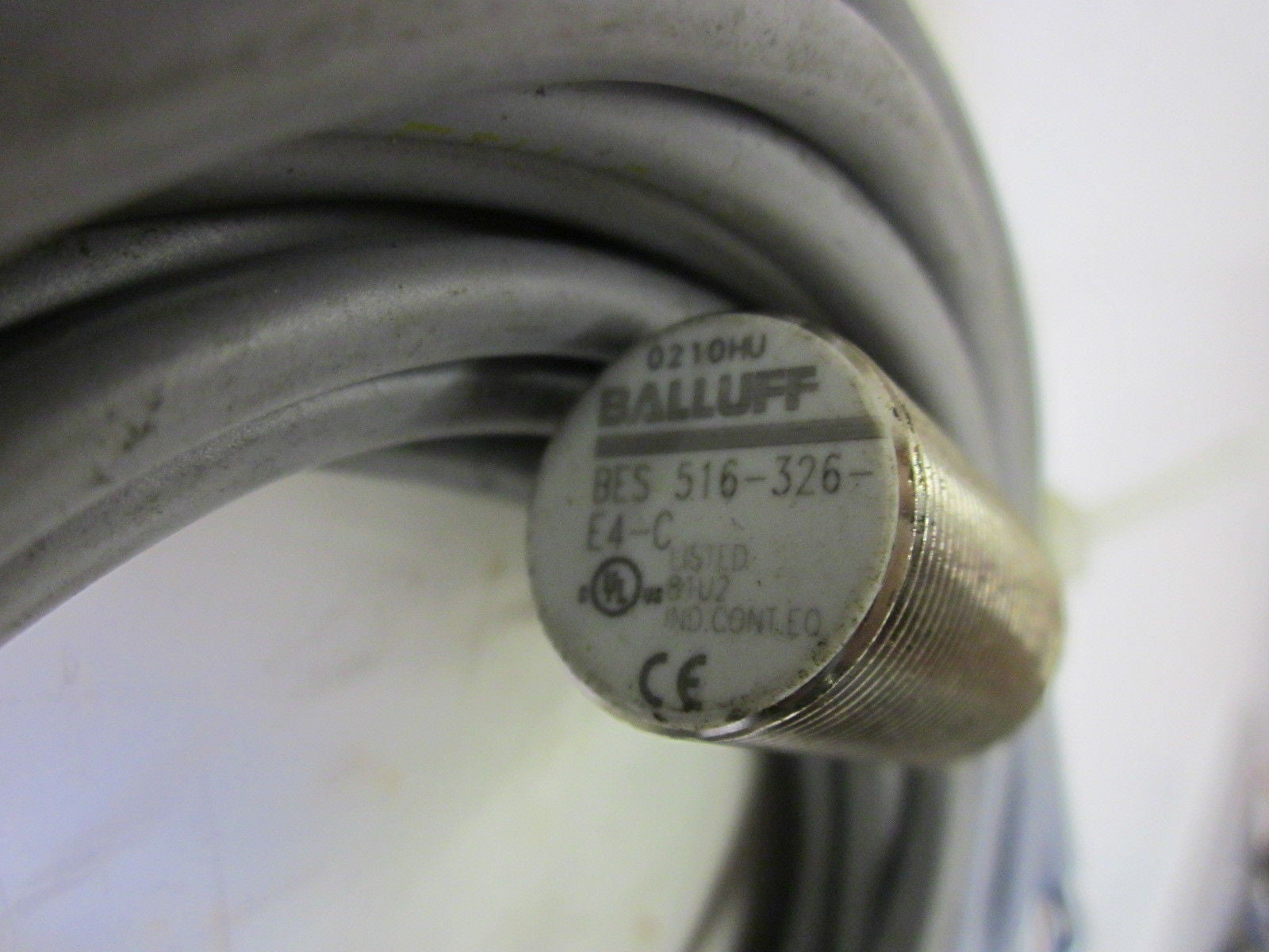 BALLUFF BES 516-326-E4-C *USED*