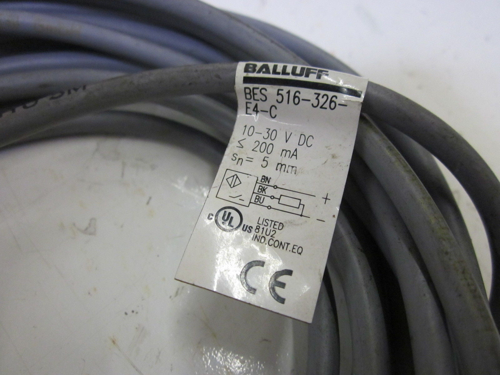 BALLUFF BES 516-326-E4-C *USED*