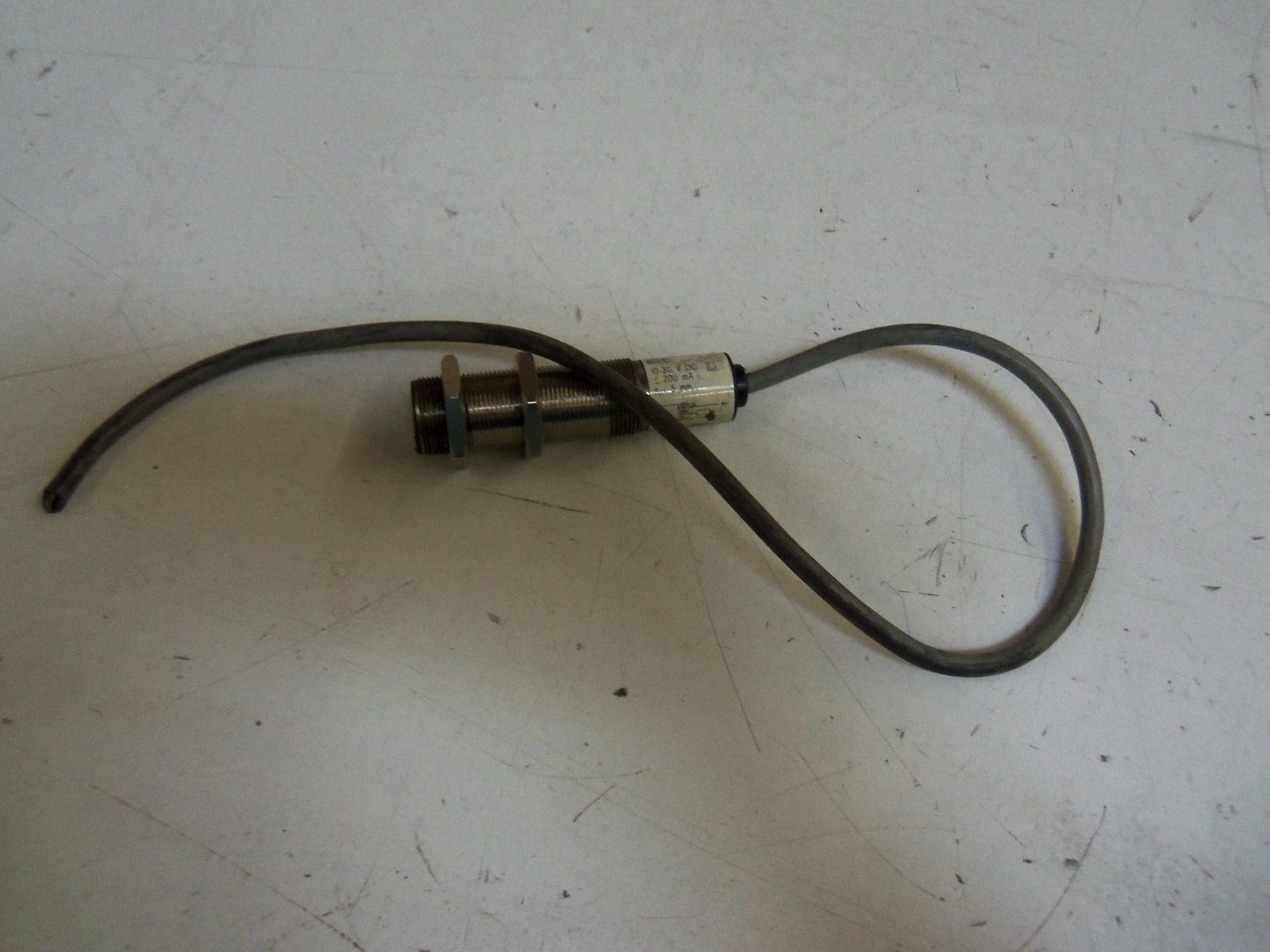 BALLUFF BES 516-326-B0-C *USED*