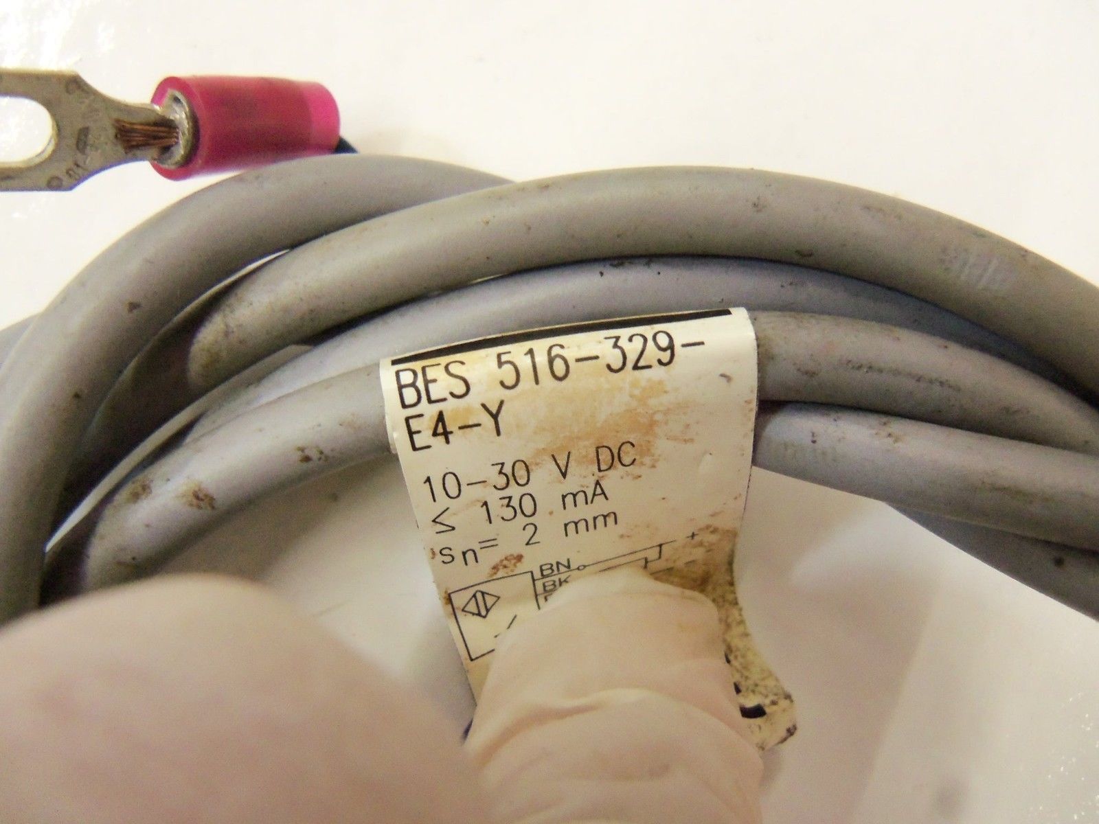 BALLUFF BES 516-329-E4-Y *USED*