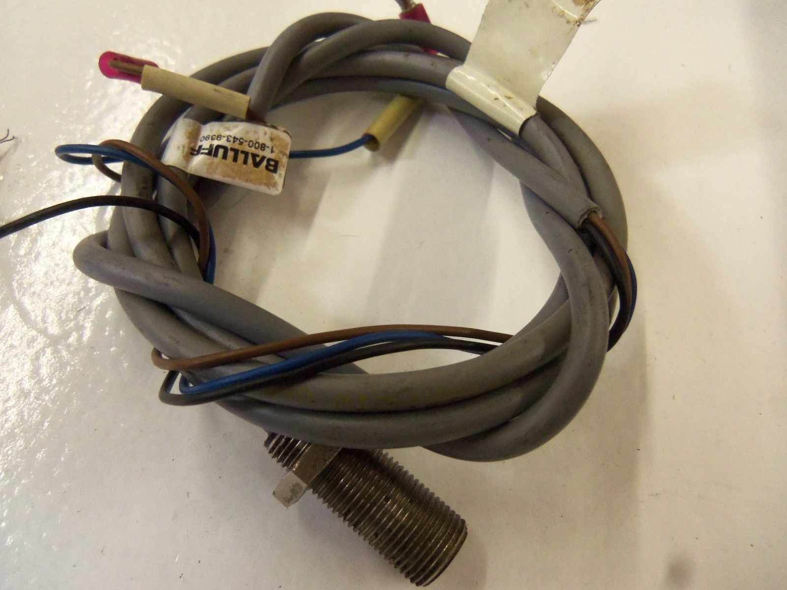BALLUFF BES 516-329-E4-Y *USED*