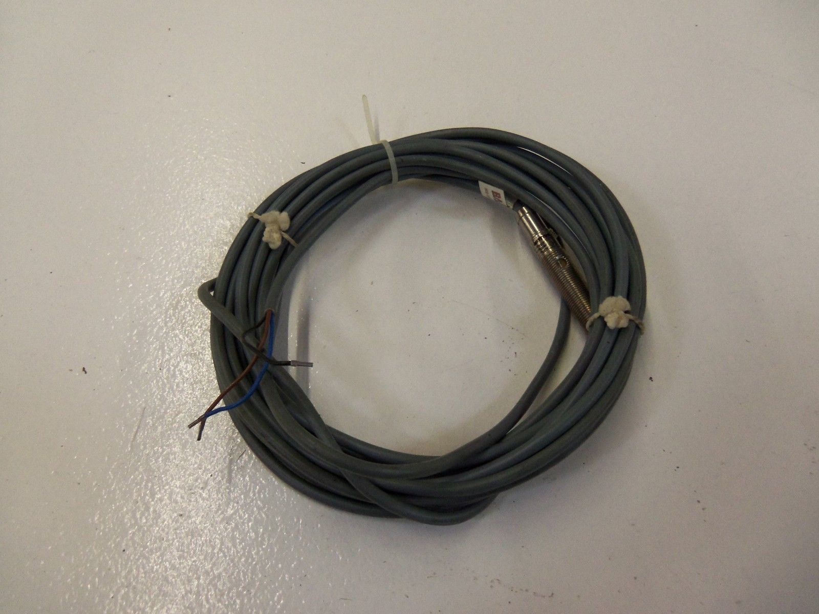 BALLUFF BES 516-356-A0Y6-8910 *USED*