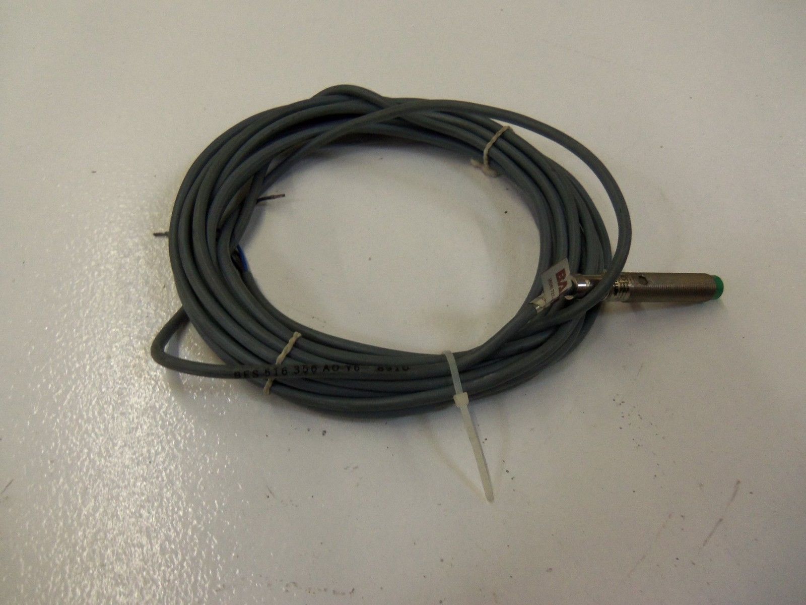 BALLUFF BES 516-356-A0Y6-8910 *USED*