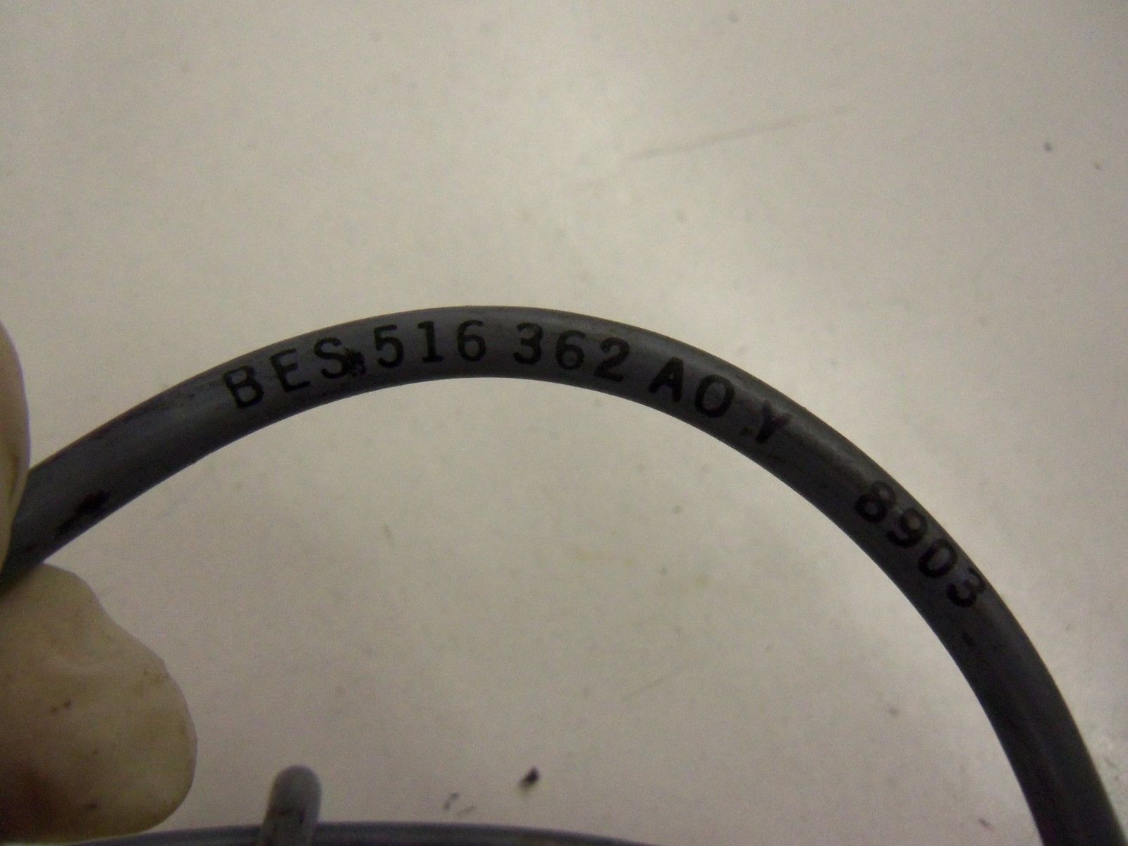 BALLUFF BES 516-362-A0-Y *USED*