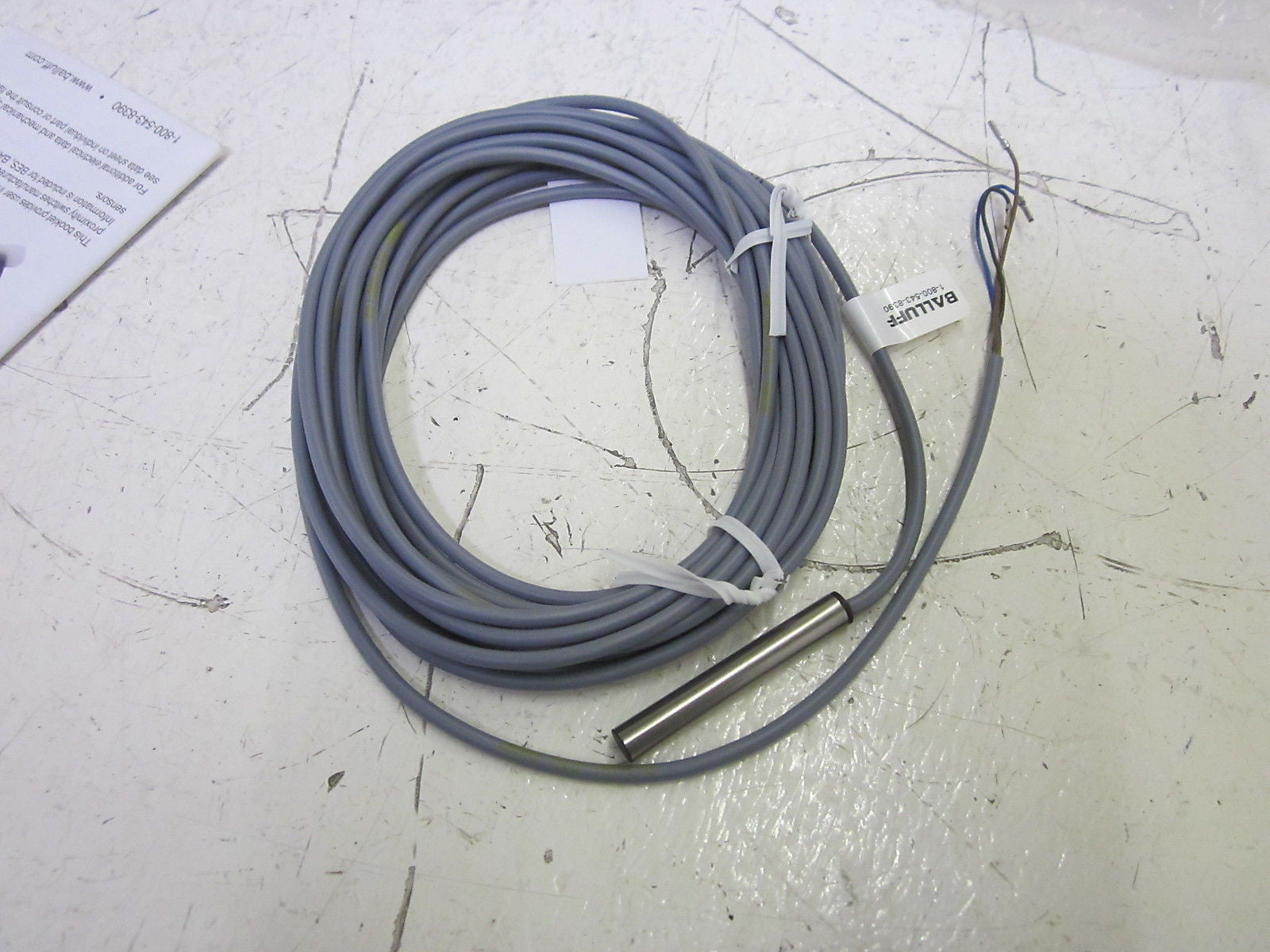 BALLUFF BES 516-371-EO-C PROXIMITY SENSOR 10-30VDC *USED*