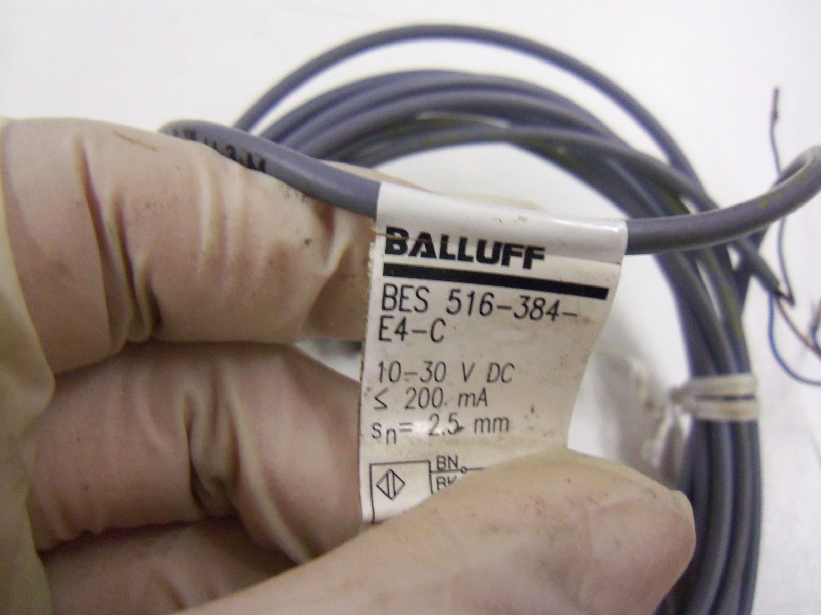 BALLUFF BES 516-384-E4-C *USED*