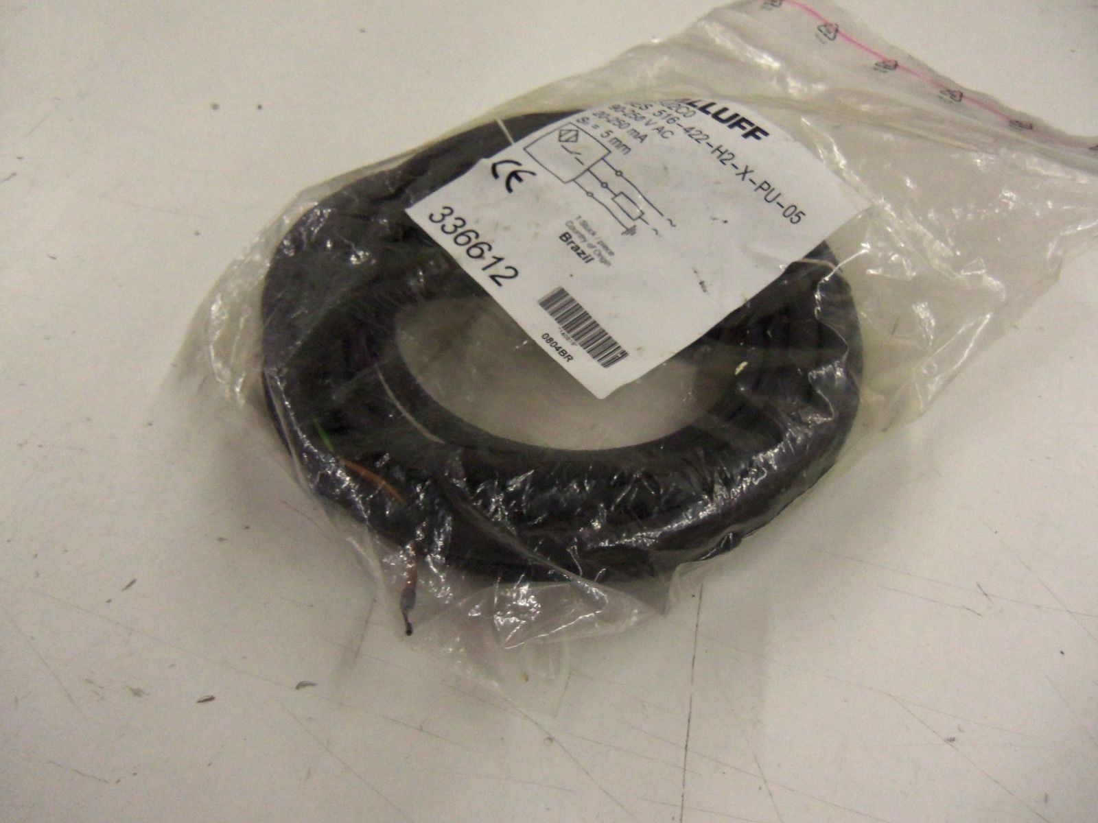 BALLUFF BES 516-422-H2-X-PU-05 *NEW IN BAG*