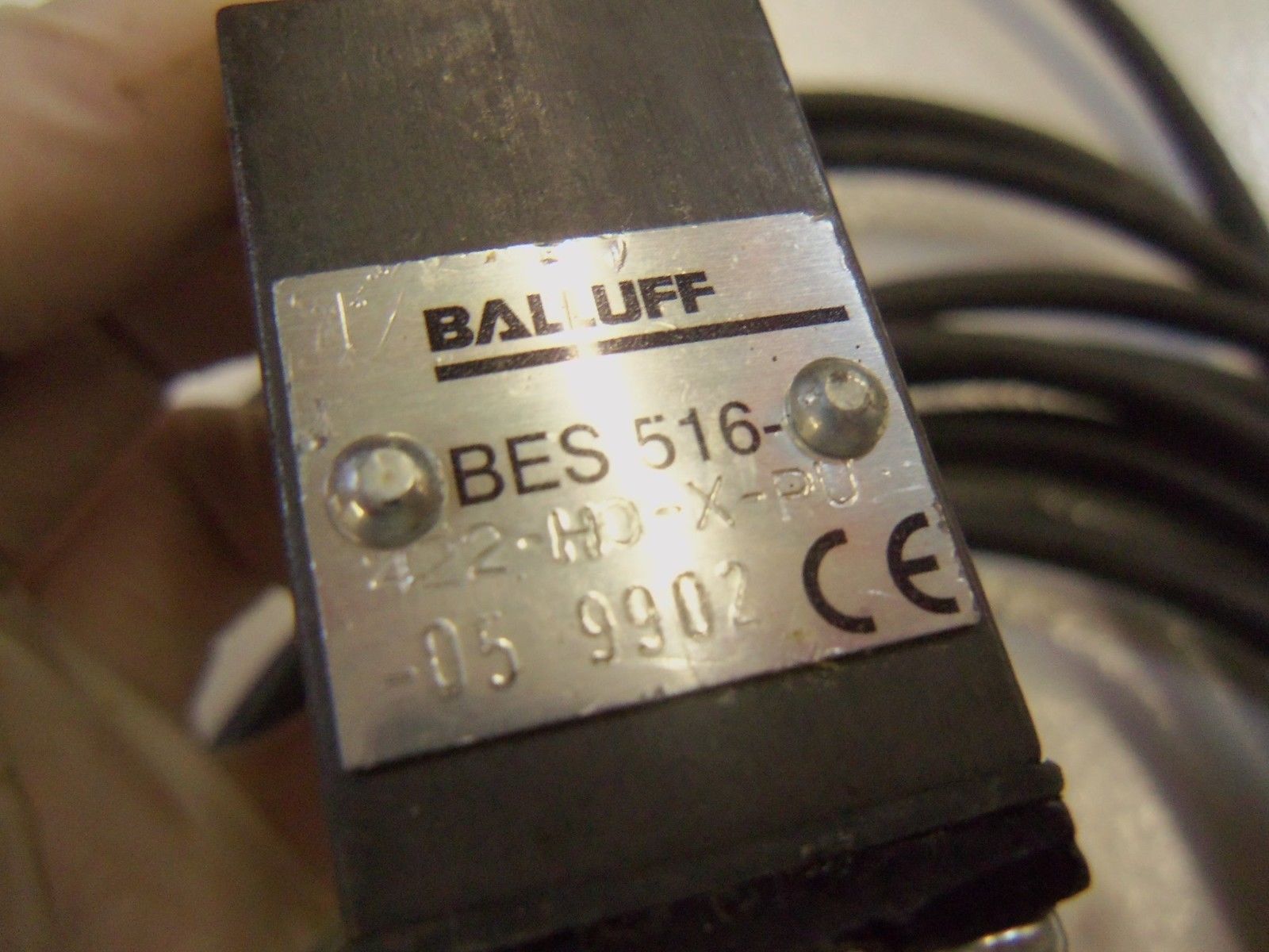 BALLUFF BES 516-422-HO-X-PU-05 *USED*