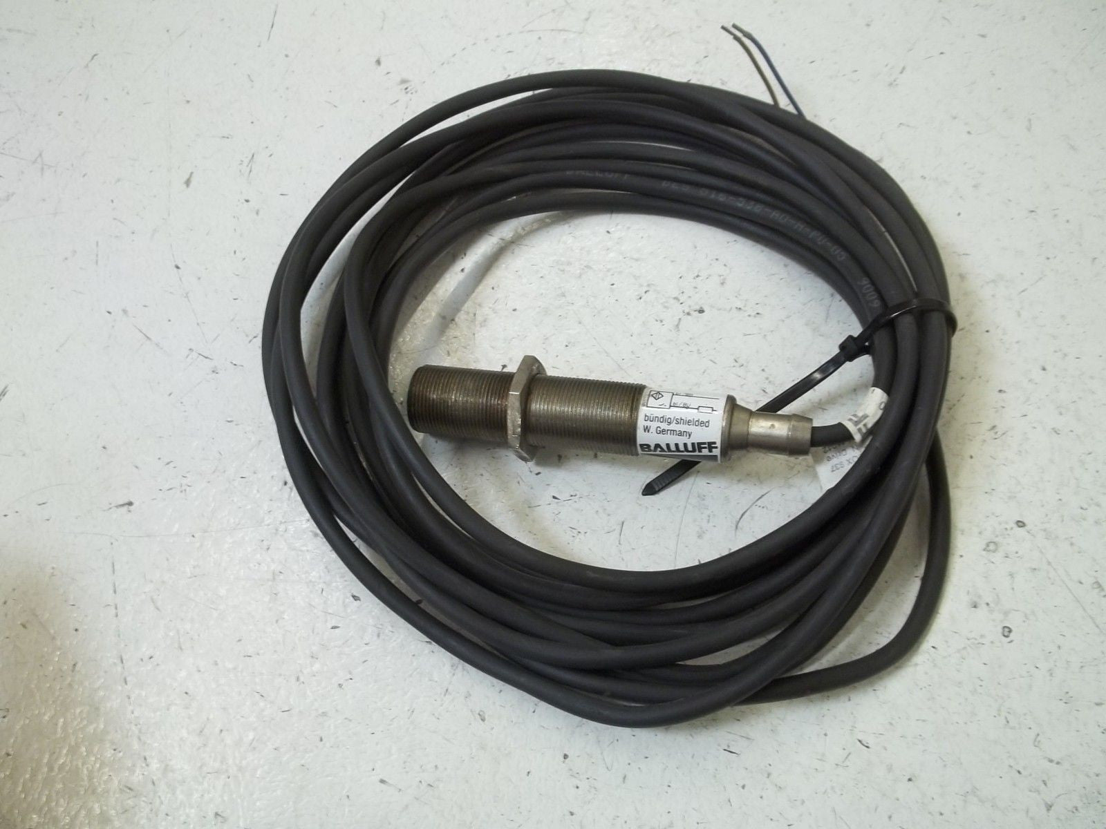 BALLUFF BES516-538-A0-H-PU PROXIMITY SWITCH *USED*