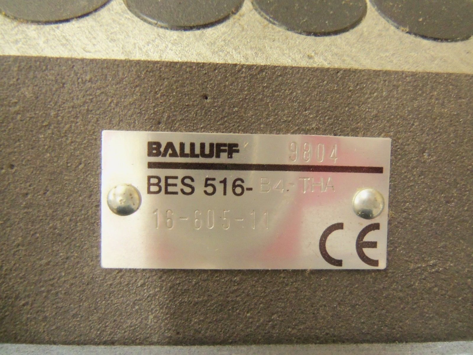 BALLUFF BES 516-B4-THA *NEW NO BOX*