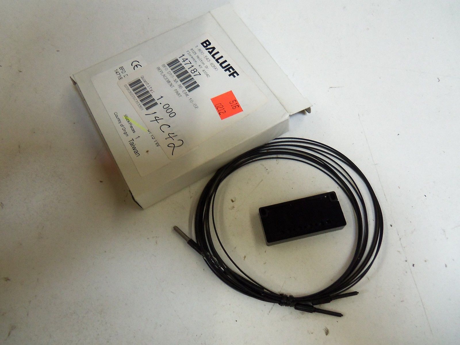 BALLUFF BF0 D10-XA-RB-EAK-10-02 *NEW IN BOX*