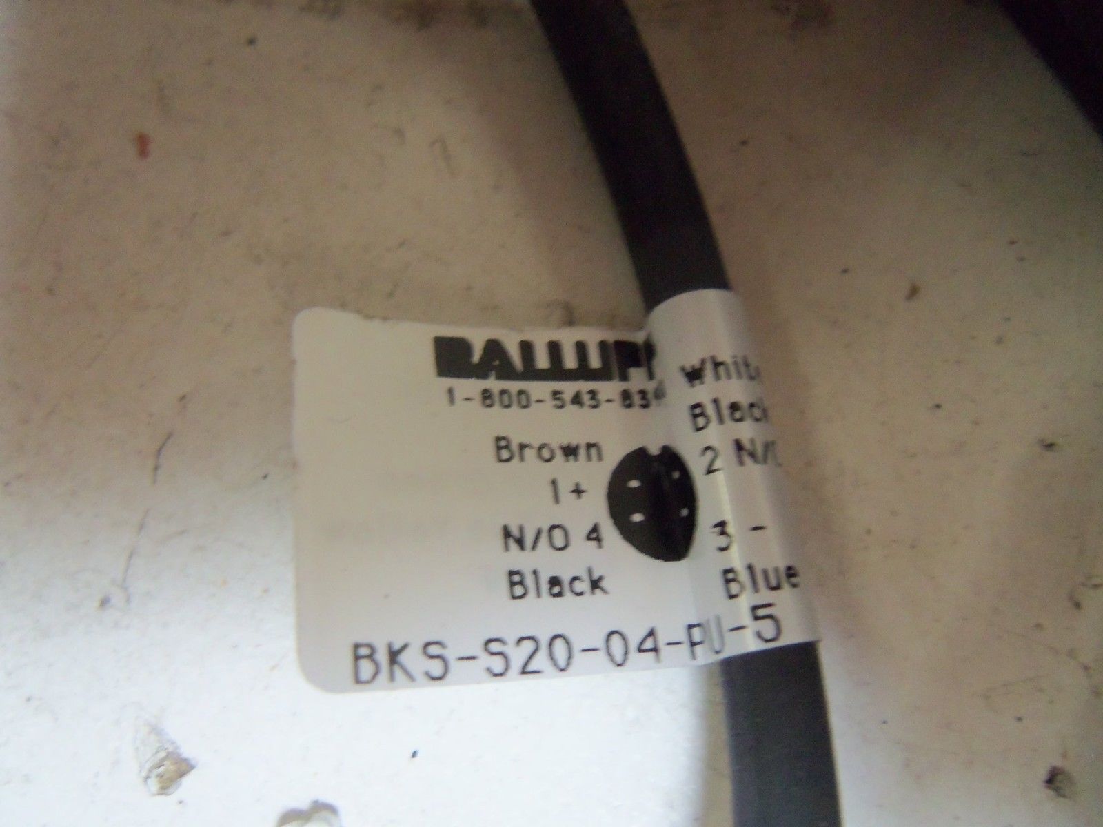 BALLUFF BKS-S20-04-PU-5 PROXIMITY SWITCH CABLE *NEW NO BOX*