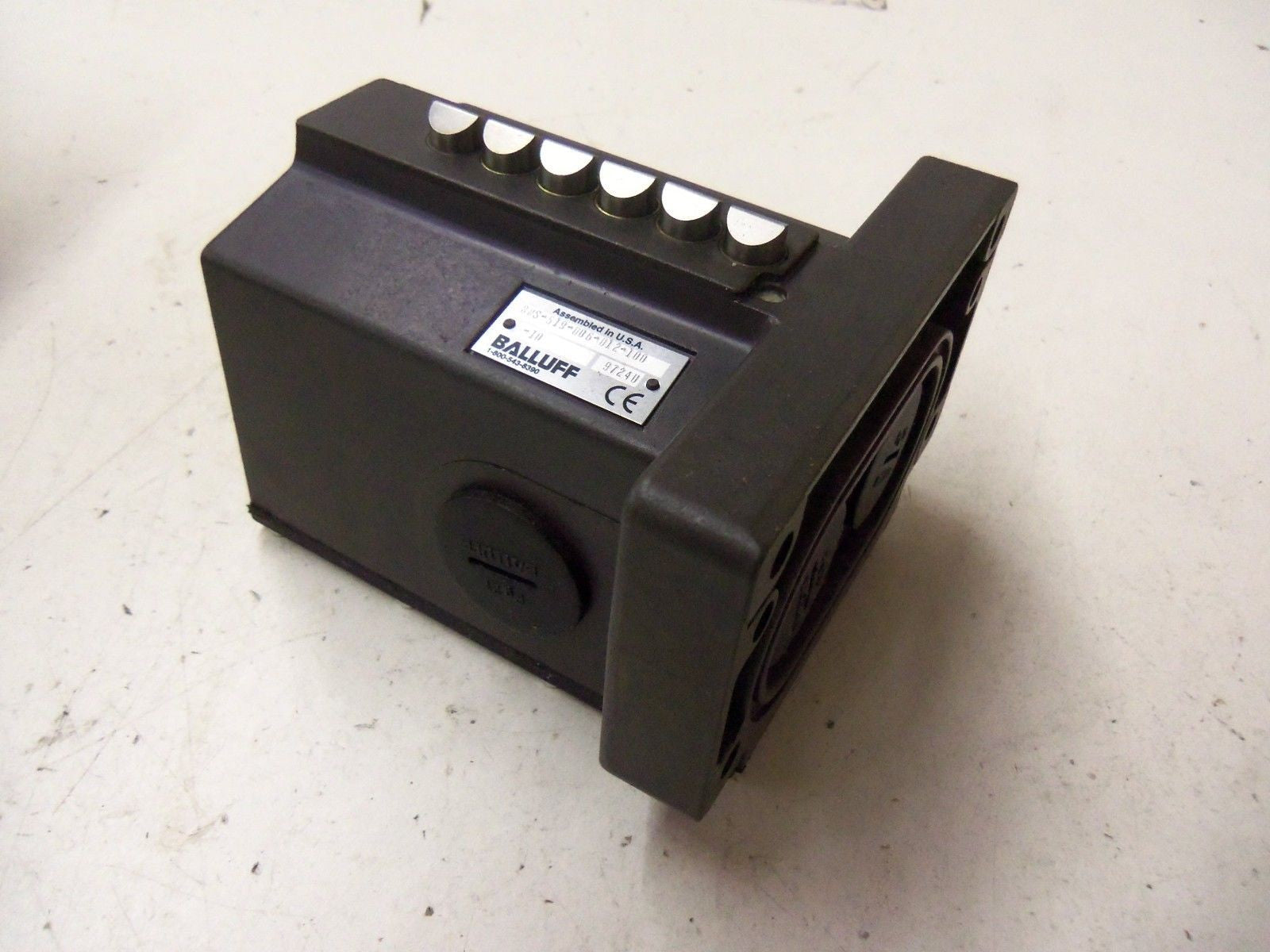 BALLUFF BNS-519-D06-D12-100-10 *NEW NO BOX*