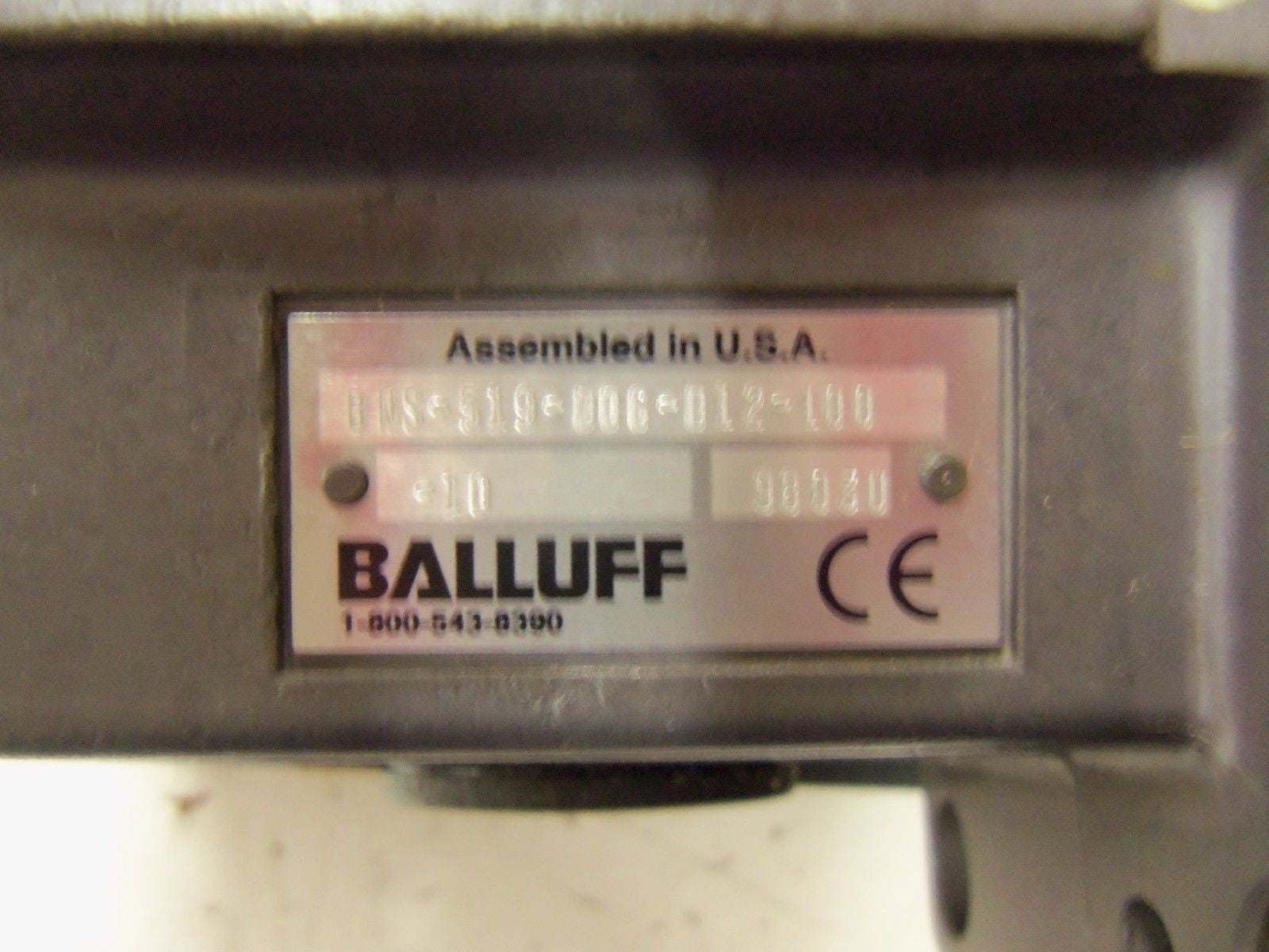 BALLUFF BNS-519-D06-D12-100-10  *NEW IN BOX*