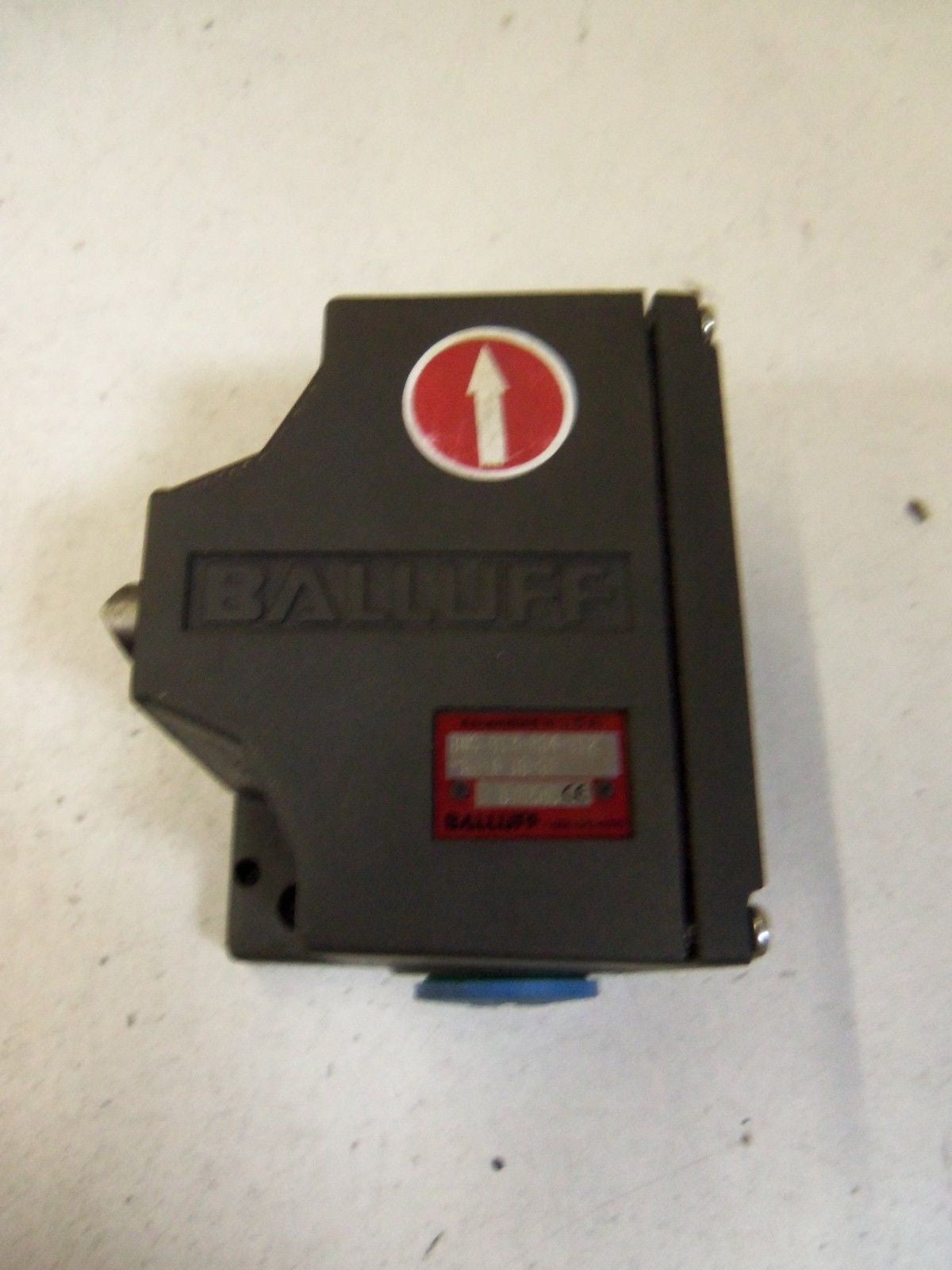 BALLUFF BNS-813-B04-012-61-A-10-02 *USED*
